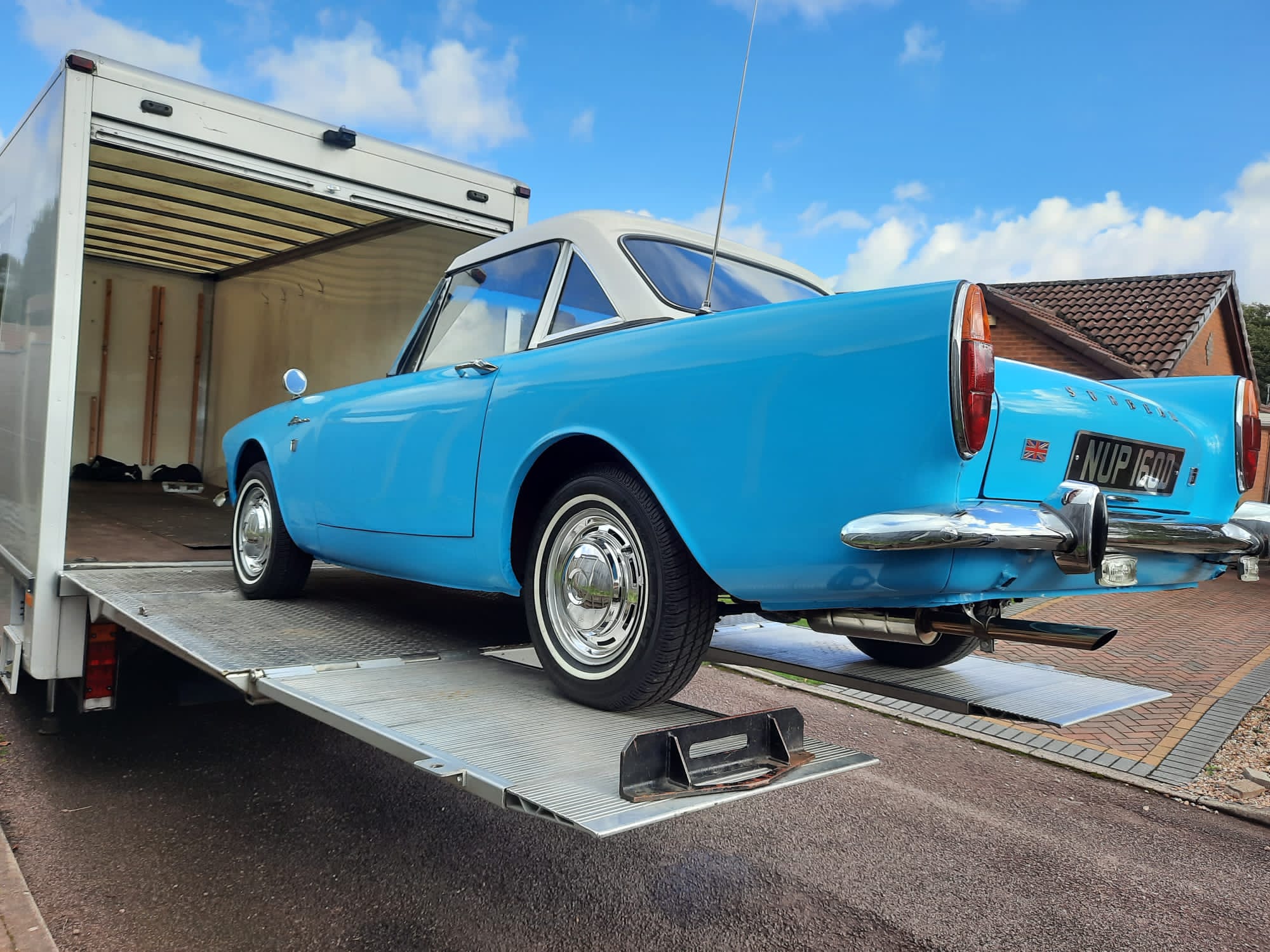 290921 1966 Sunbeam Alpine collection 8 1