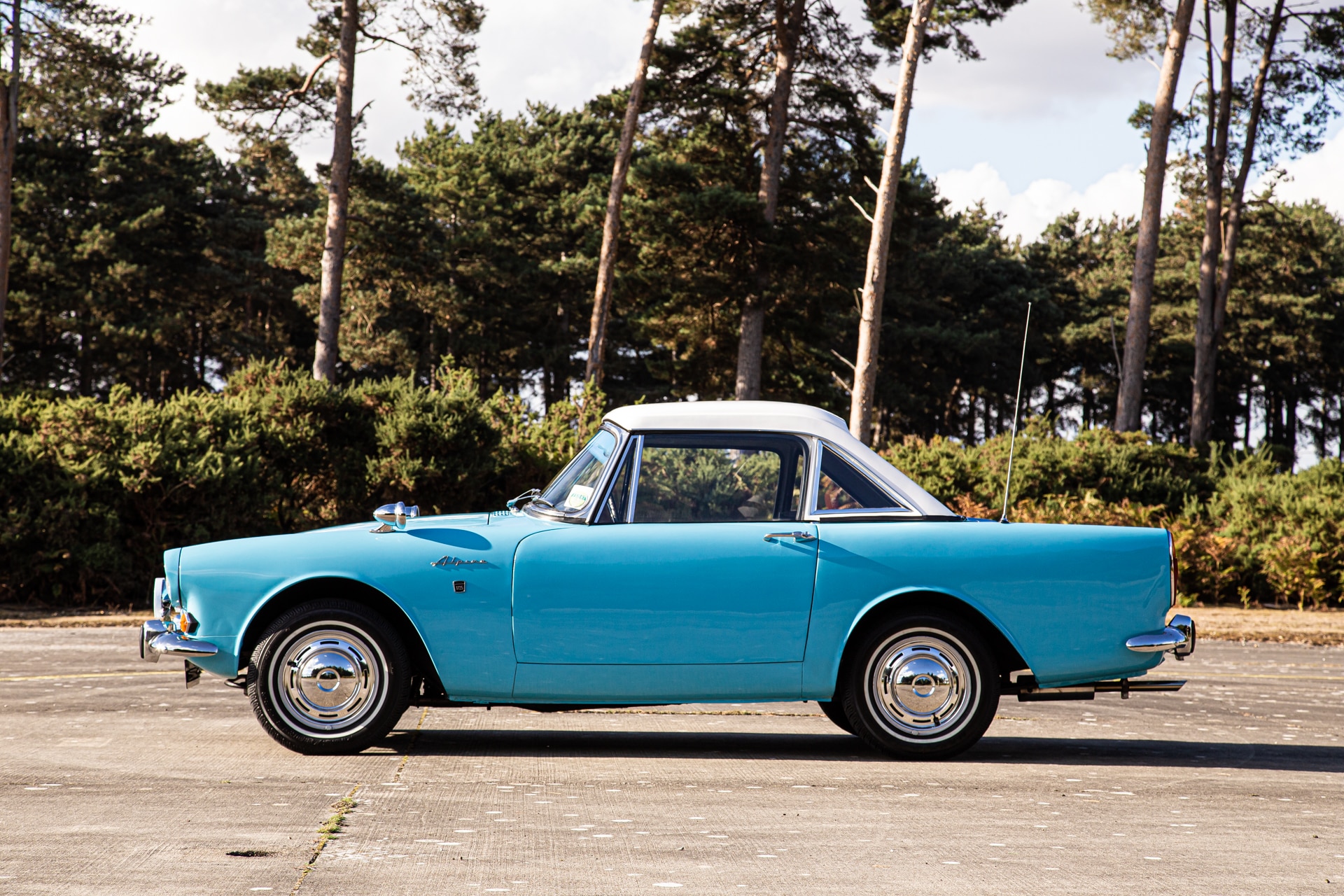 300921 1966 Sunbeam Alpine BTS 10 1