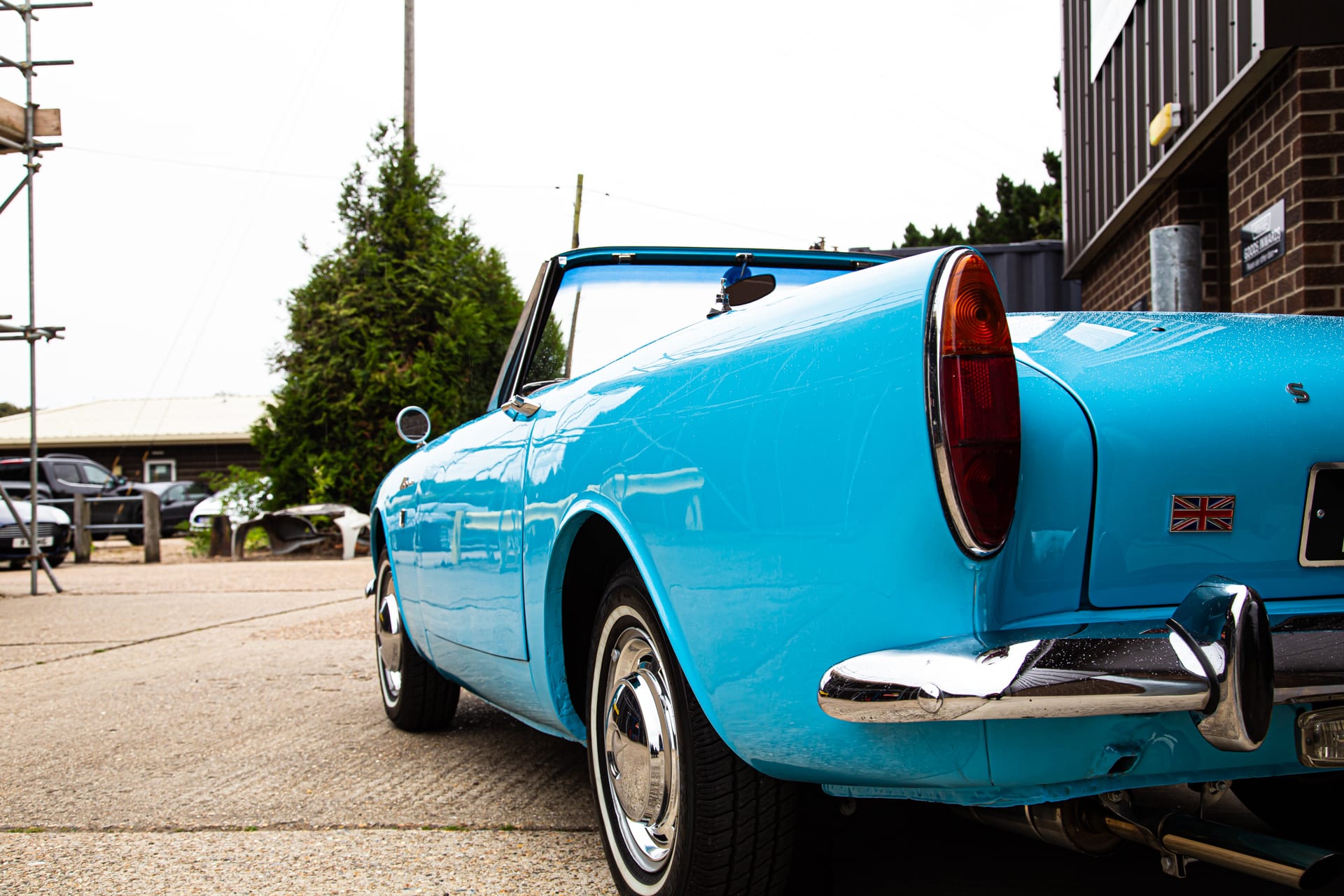 300921 1966 Sunbeam Alpine Load In 4 1