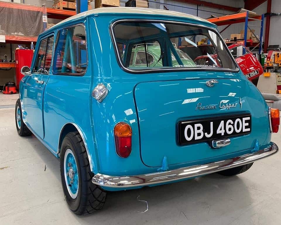 310821 Electric Classic Cars getting Mini ready for show 2 1