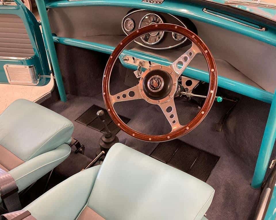 310821 Electric Classic Cars getting Mini ready for show 4 1