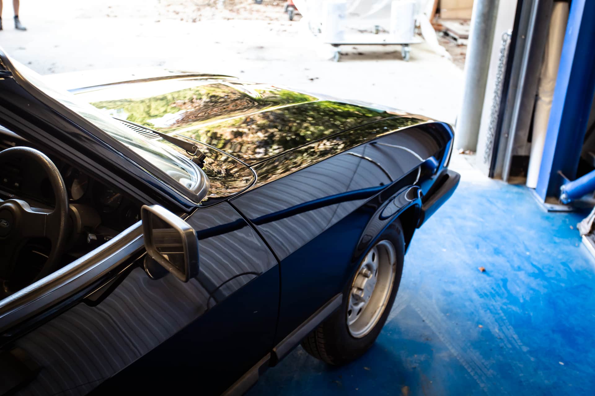 Ford Capri leavs paint 02 1