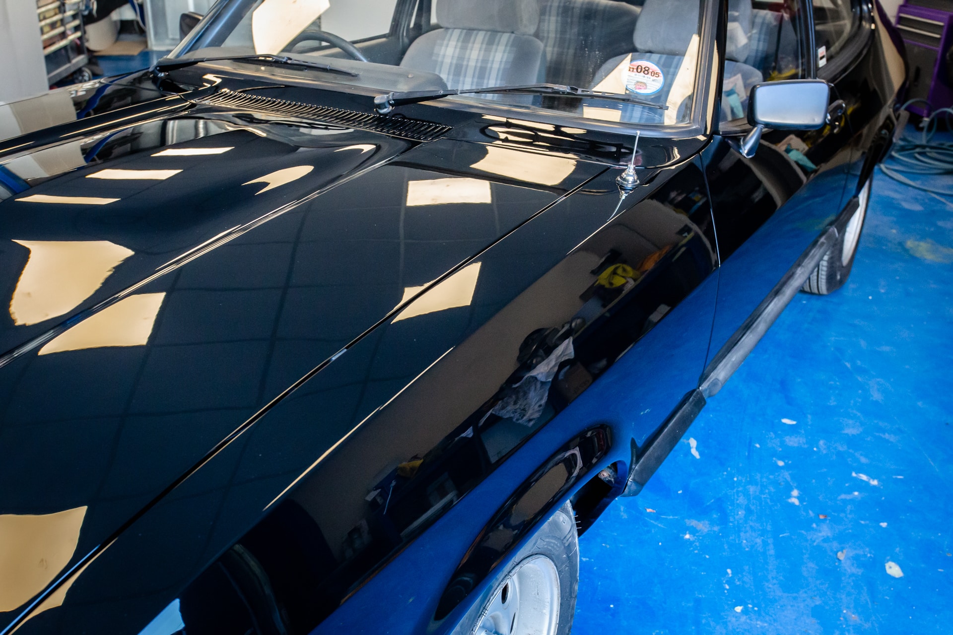 Ford Capri leavs paint 07 1