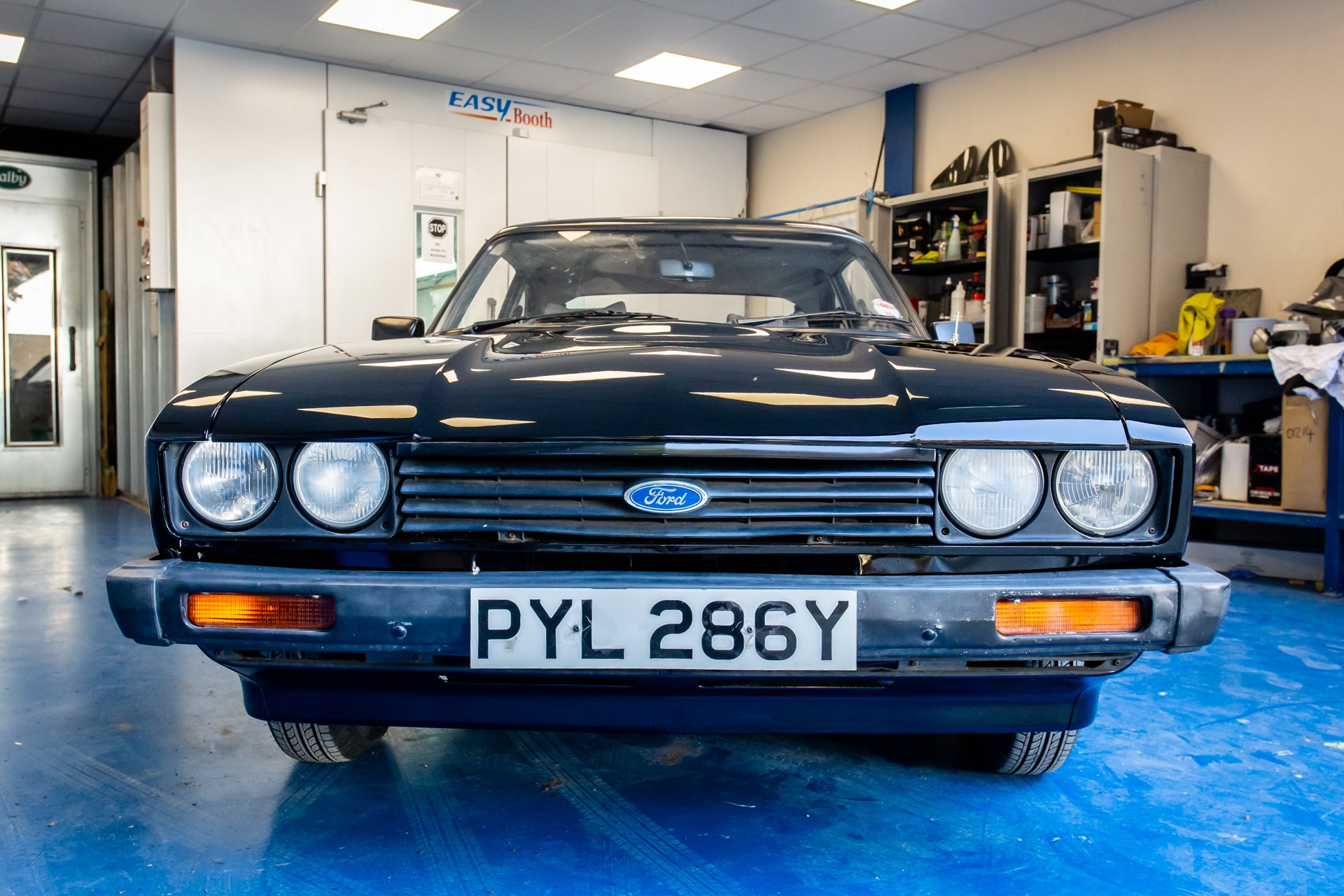 Ford Capri leavs paint 08 1