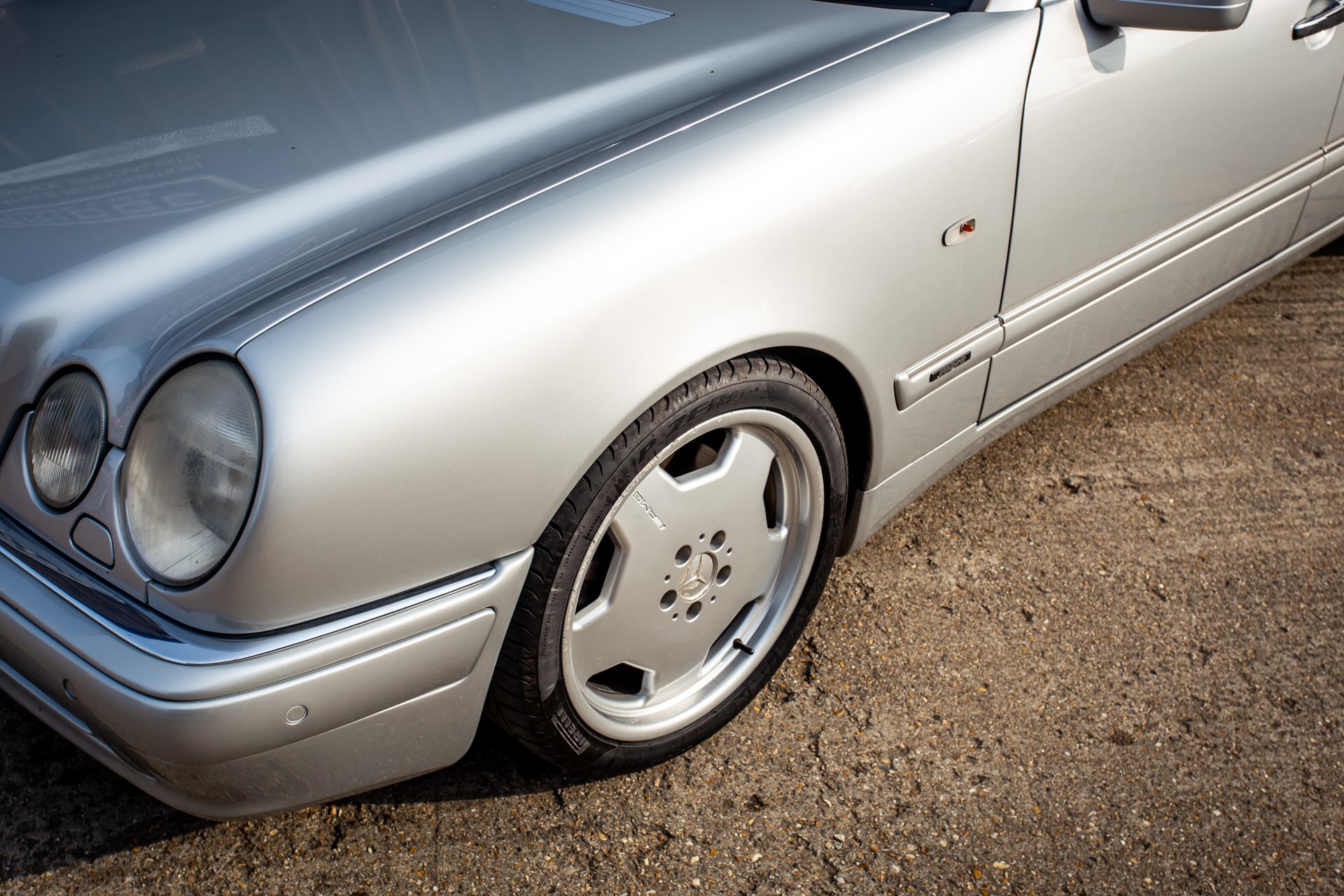 Mercedes E55 AMG 08 1