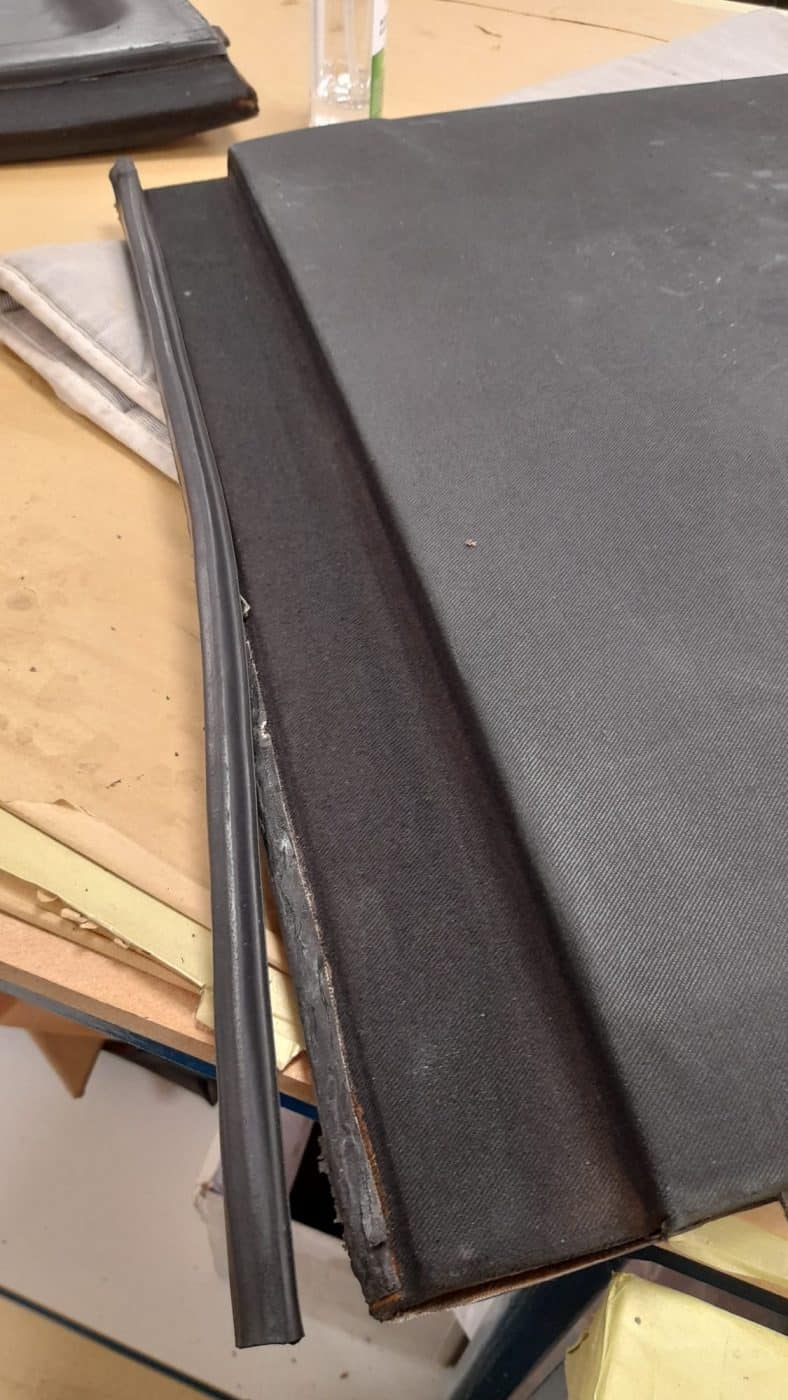 TVR SII Roof Lining Re Covering 31 1