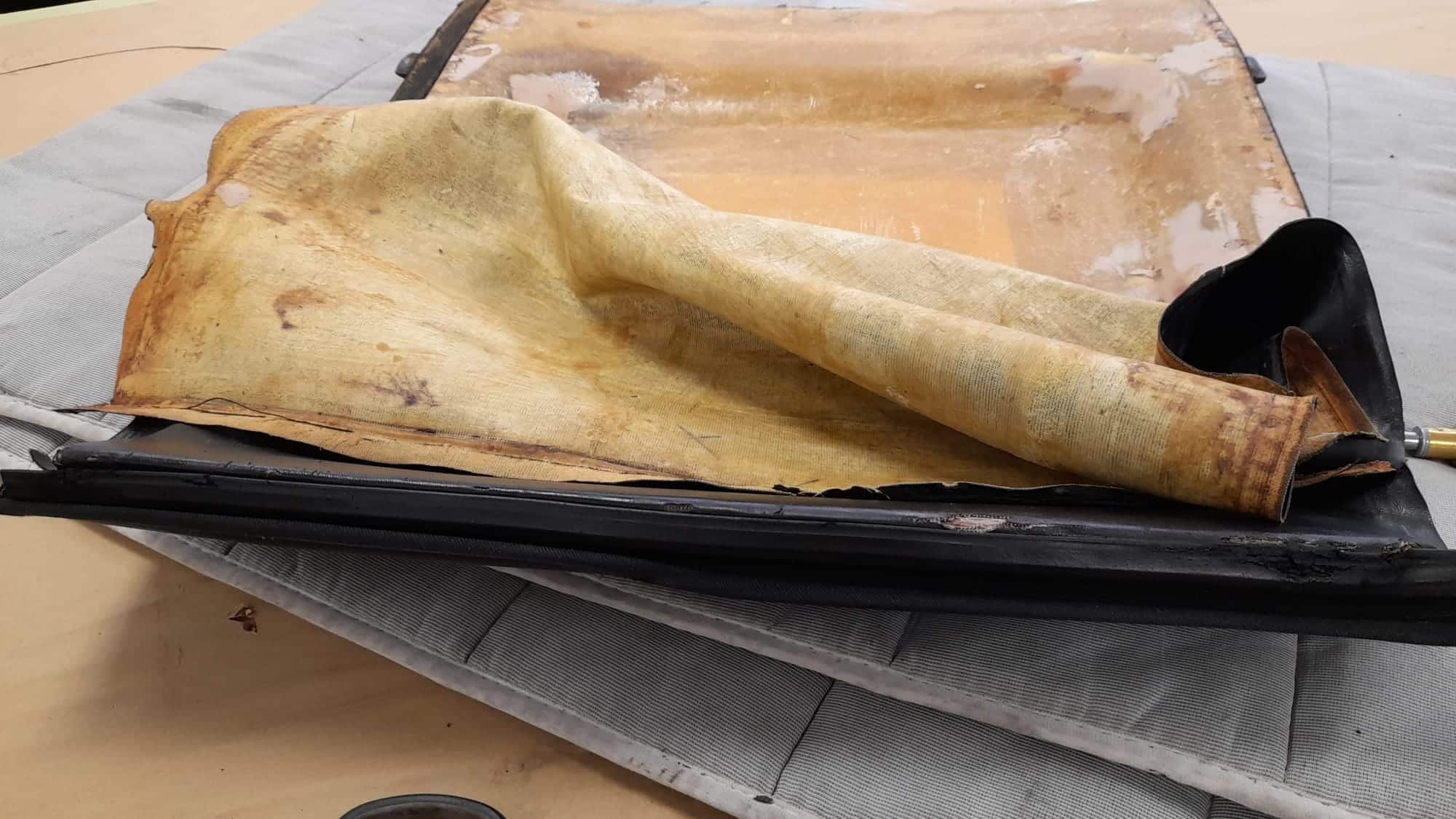 TVR SII Roof Lining Re Covering 36 1
