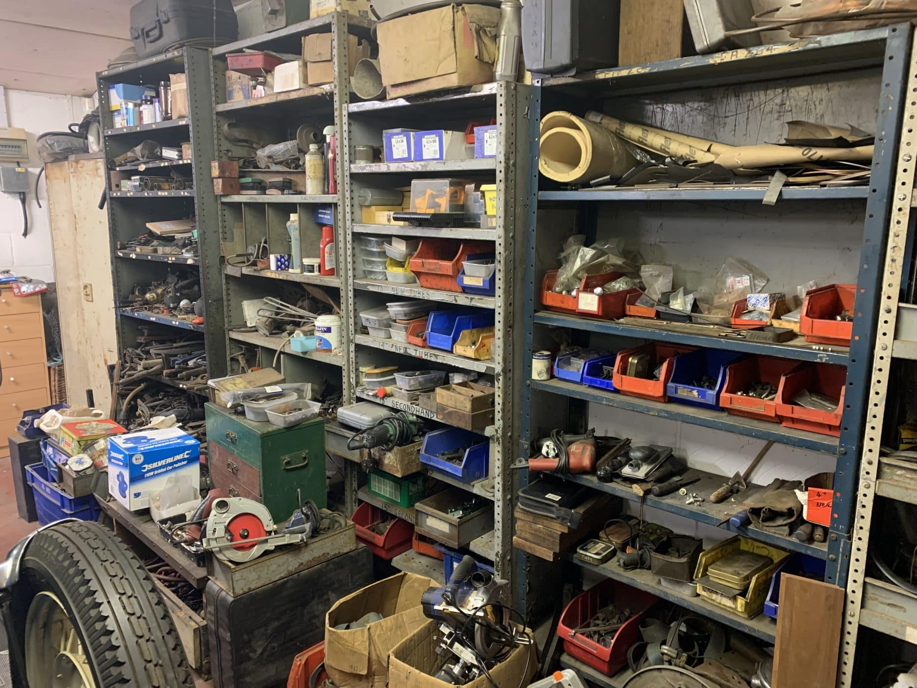 011021 Model T Ford Garage Clearance 12 1