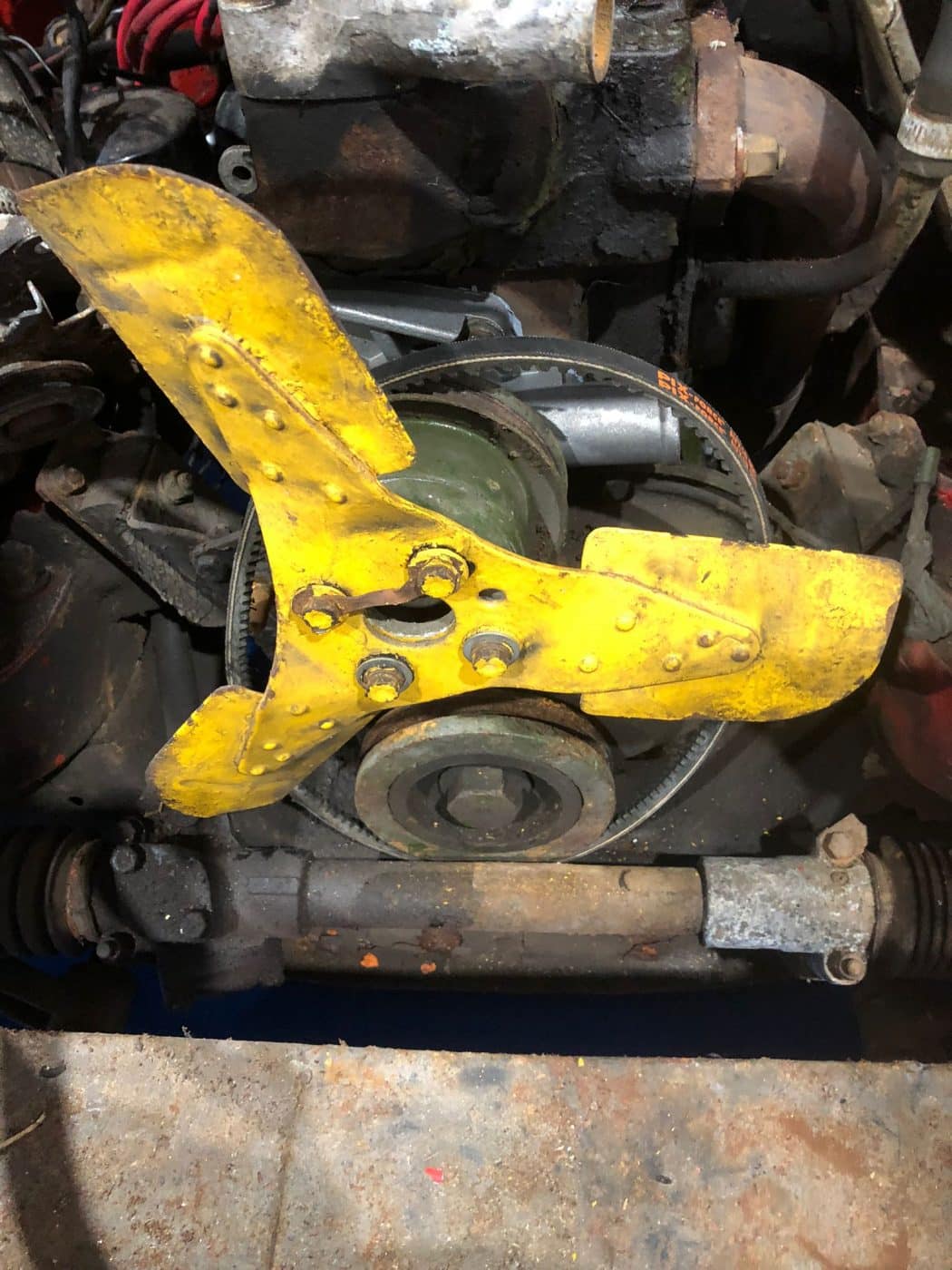 051021 1973 MGB Roadster New Water Pump 2 1