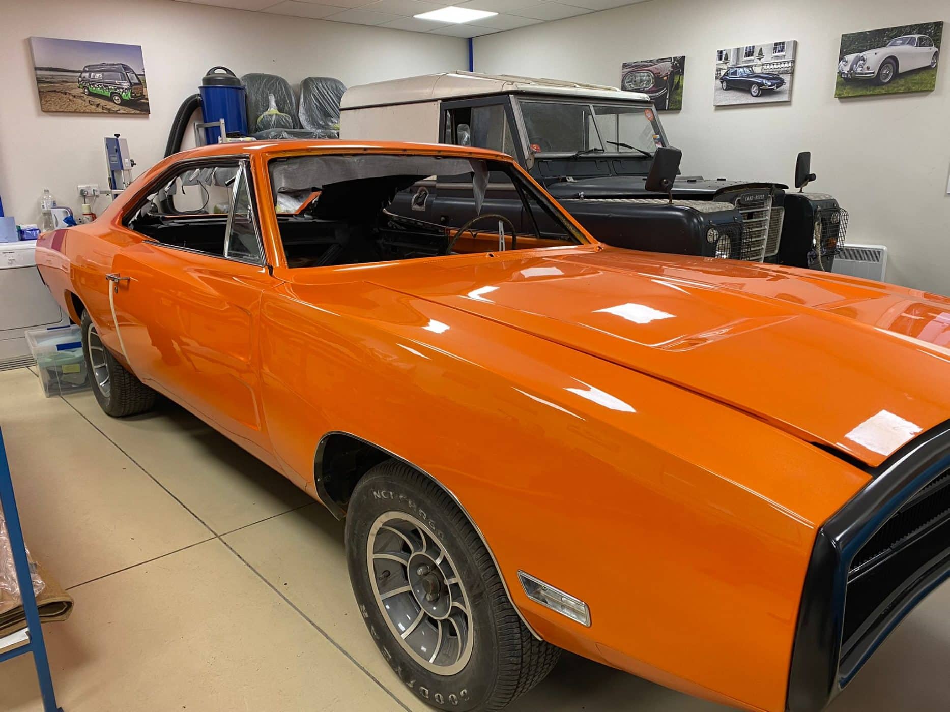 061021 1970 Dodge Charger Headliner Install 7 1
