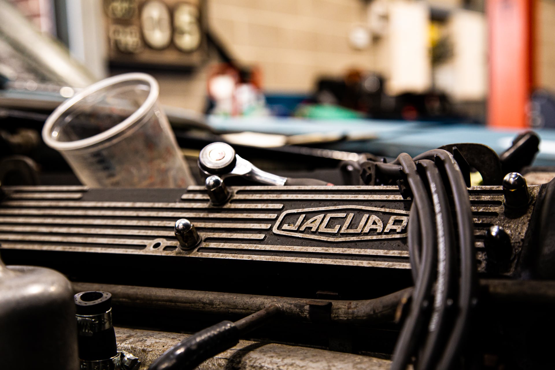 061021 1971 Jaguar XJ6 Misfire 2 1