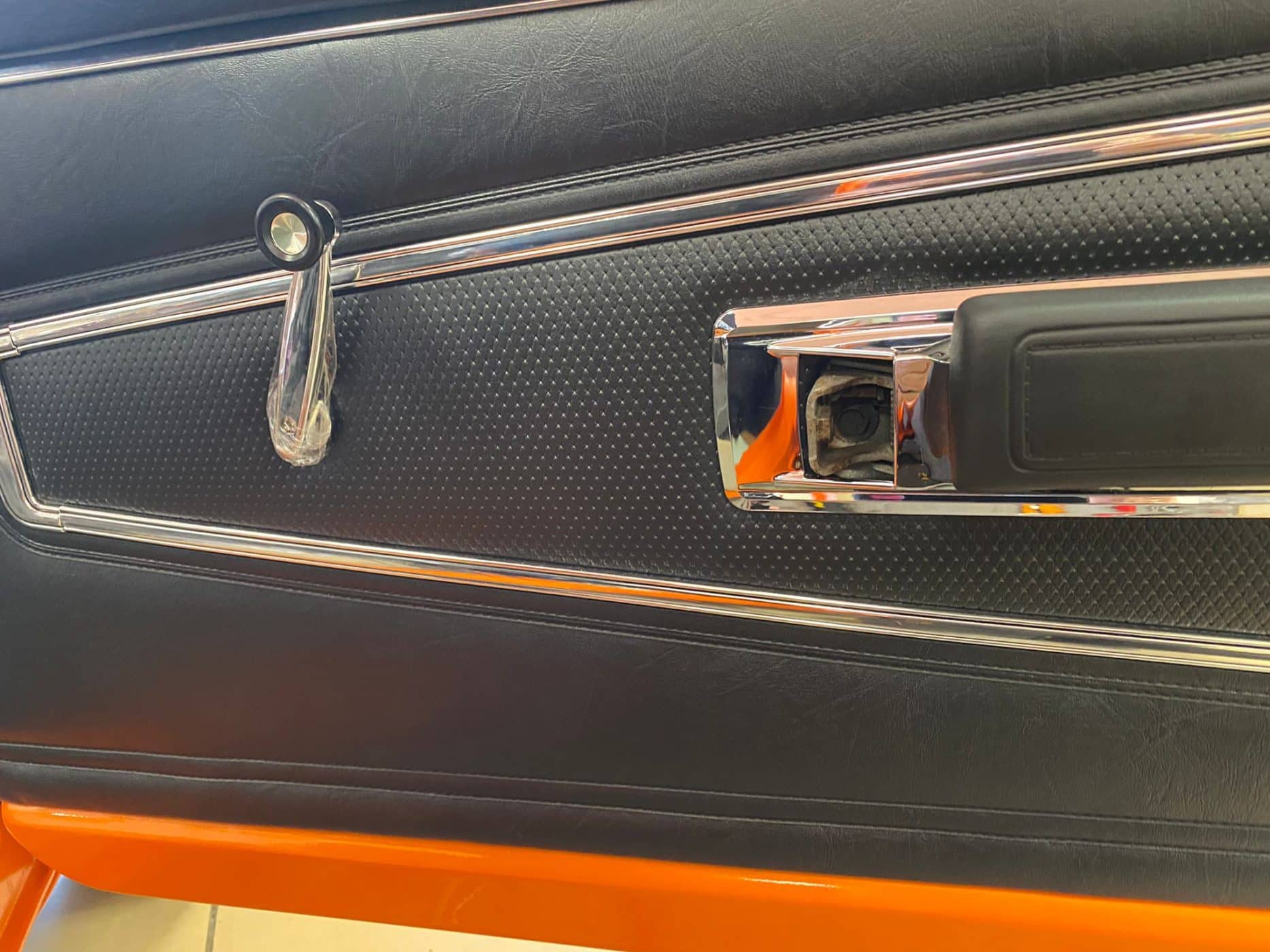 121021 1970 Dodge Charger Door Card Install 20 1