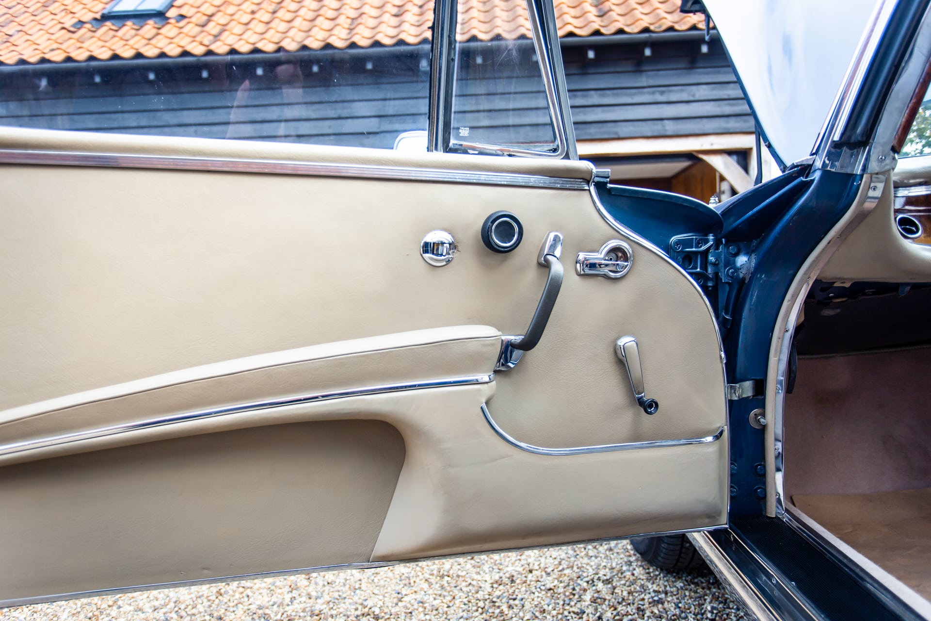1969 Mercedes 250 SE Automatic 13 1