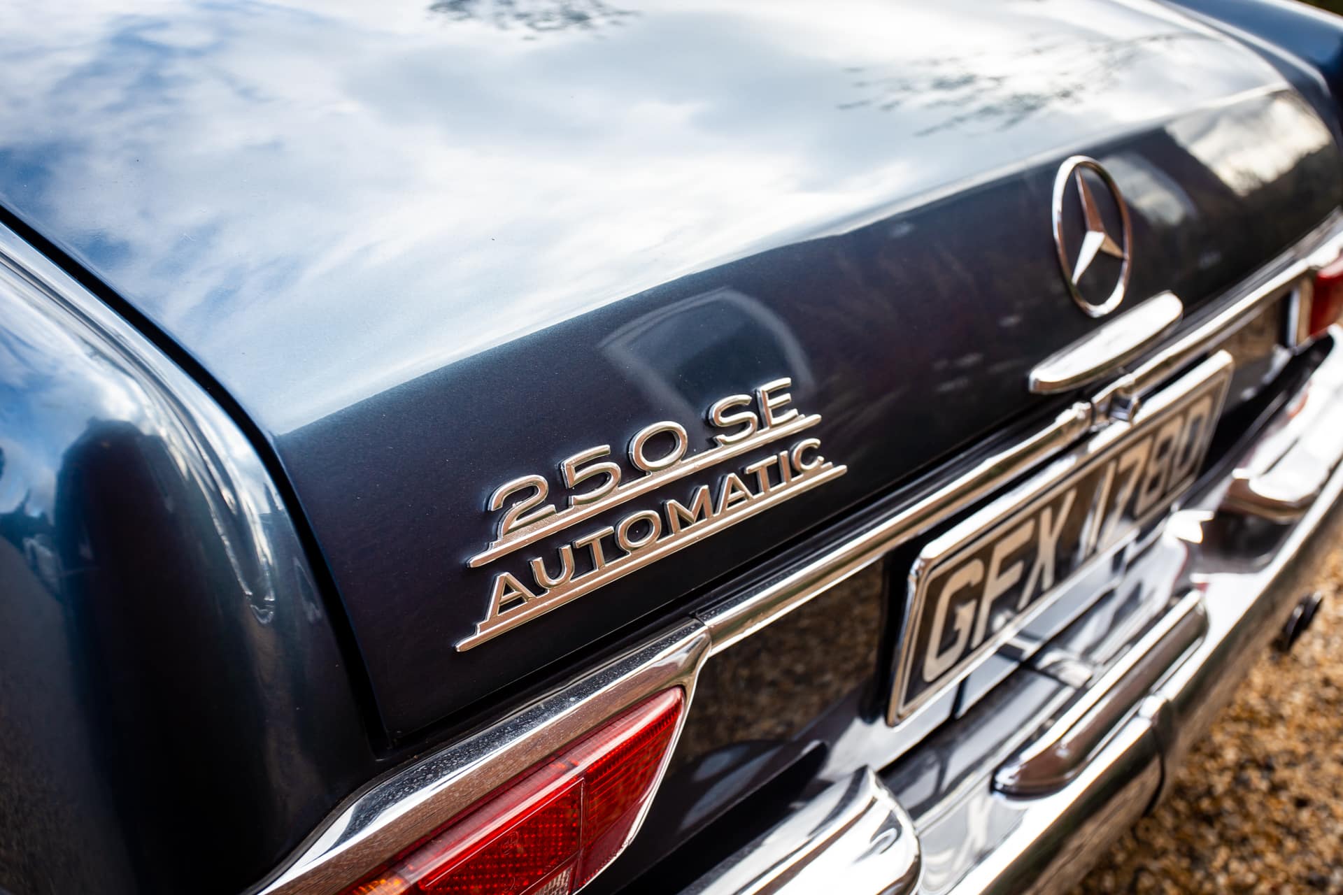 1969 Mercedes 250 SE Automatic 23 1