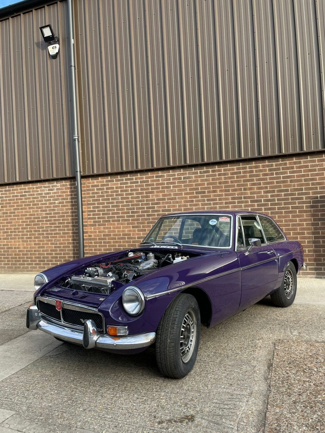 261021 1973 MGB V8 refit 3 1