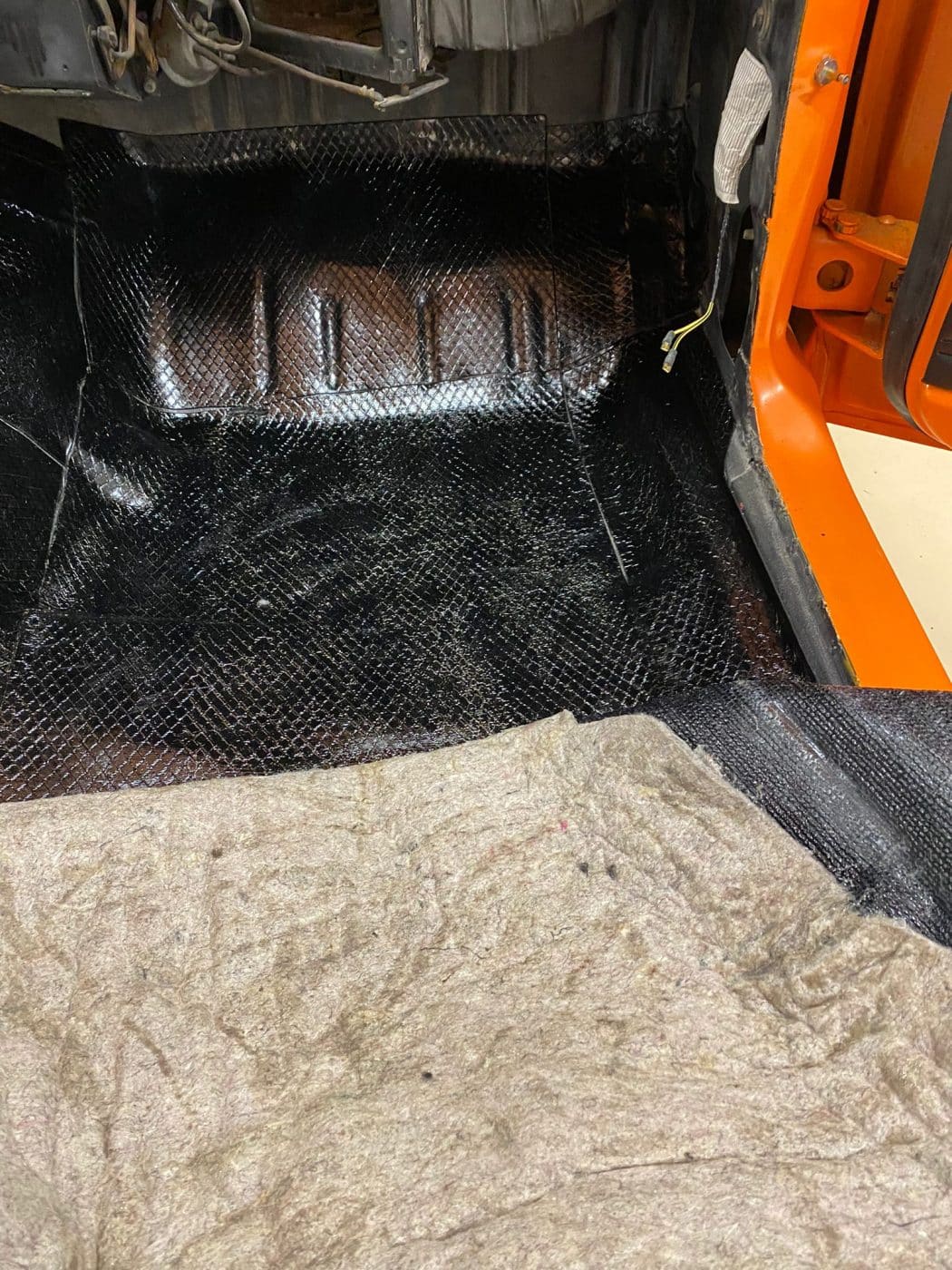 271021 1970 Dodge Charger Carpet Install 5 1