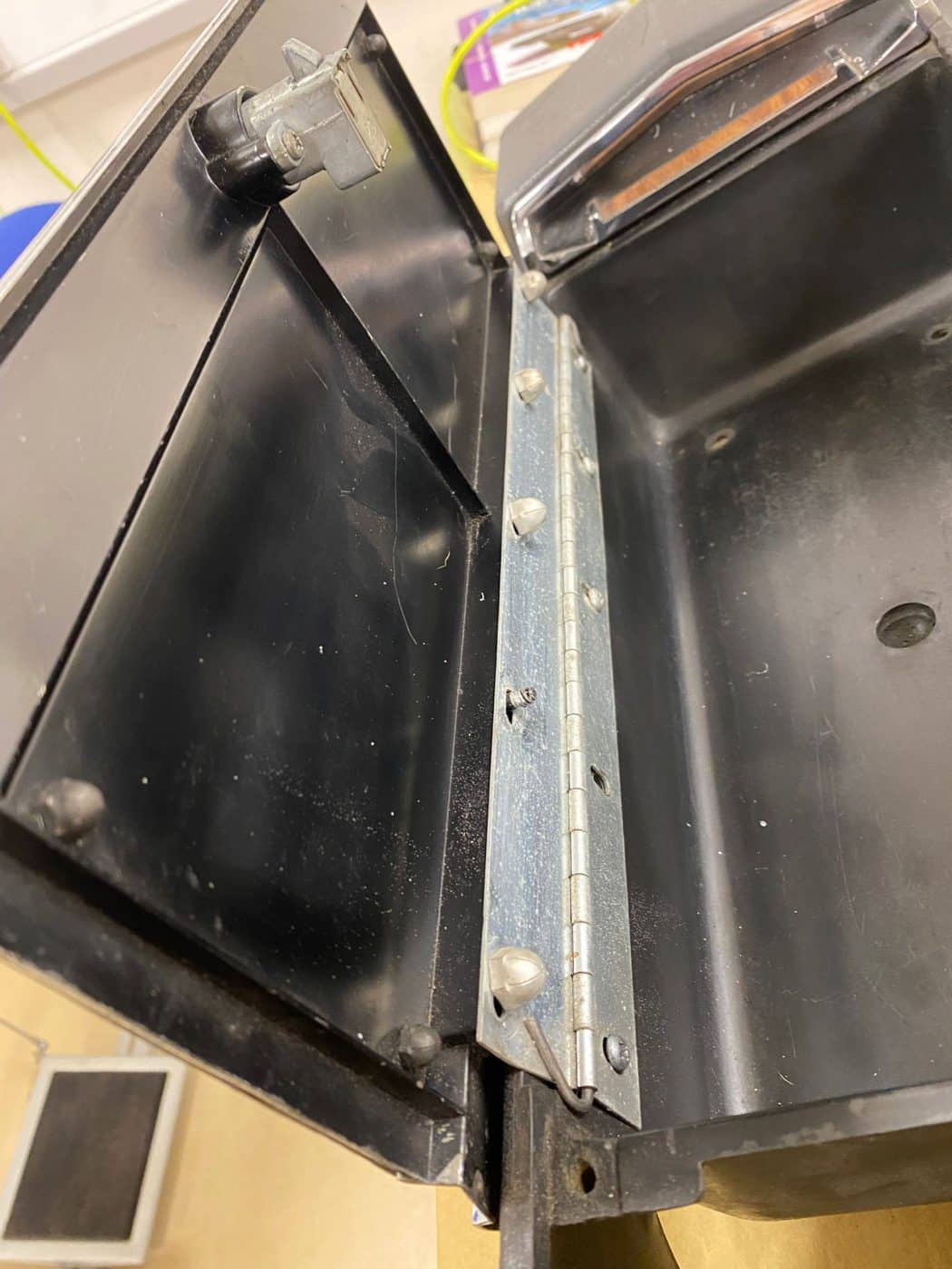 291021 1970 Dodge Charger Centre Console Refrurb 19 1