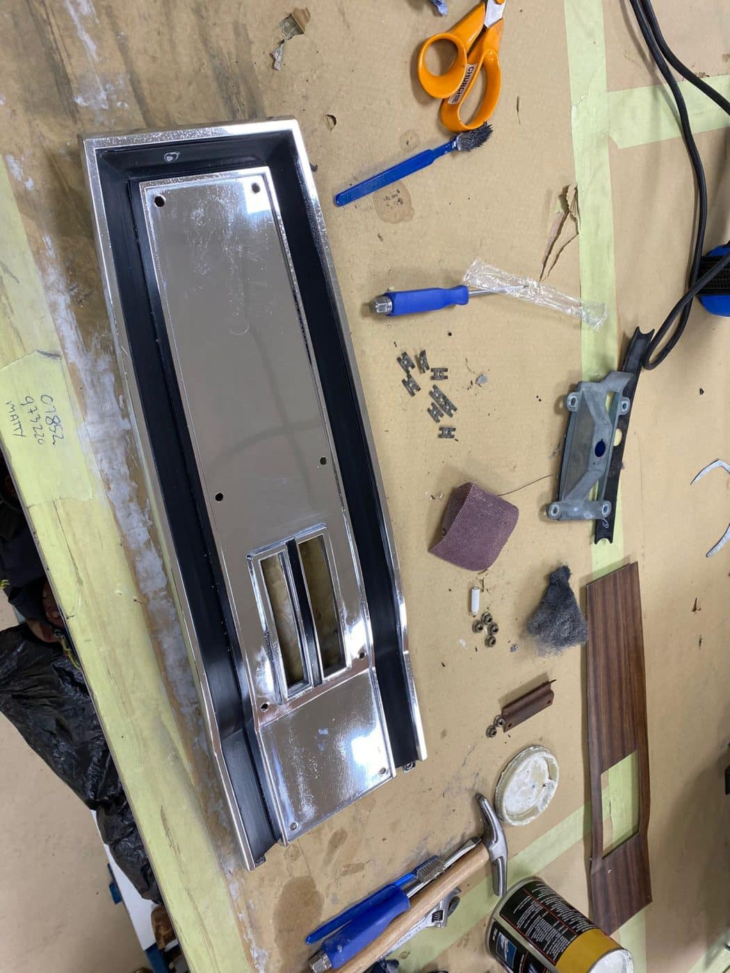 291021 1970 Dodge Charger Centre Console Refrurb 22 1