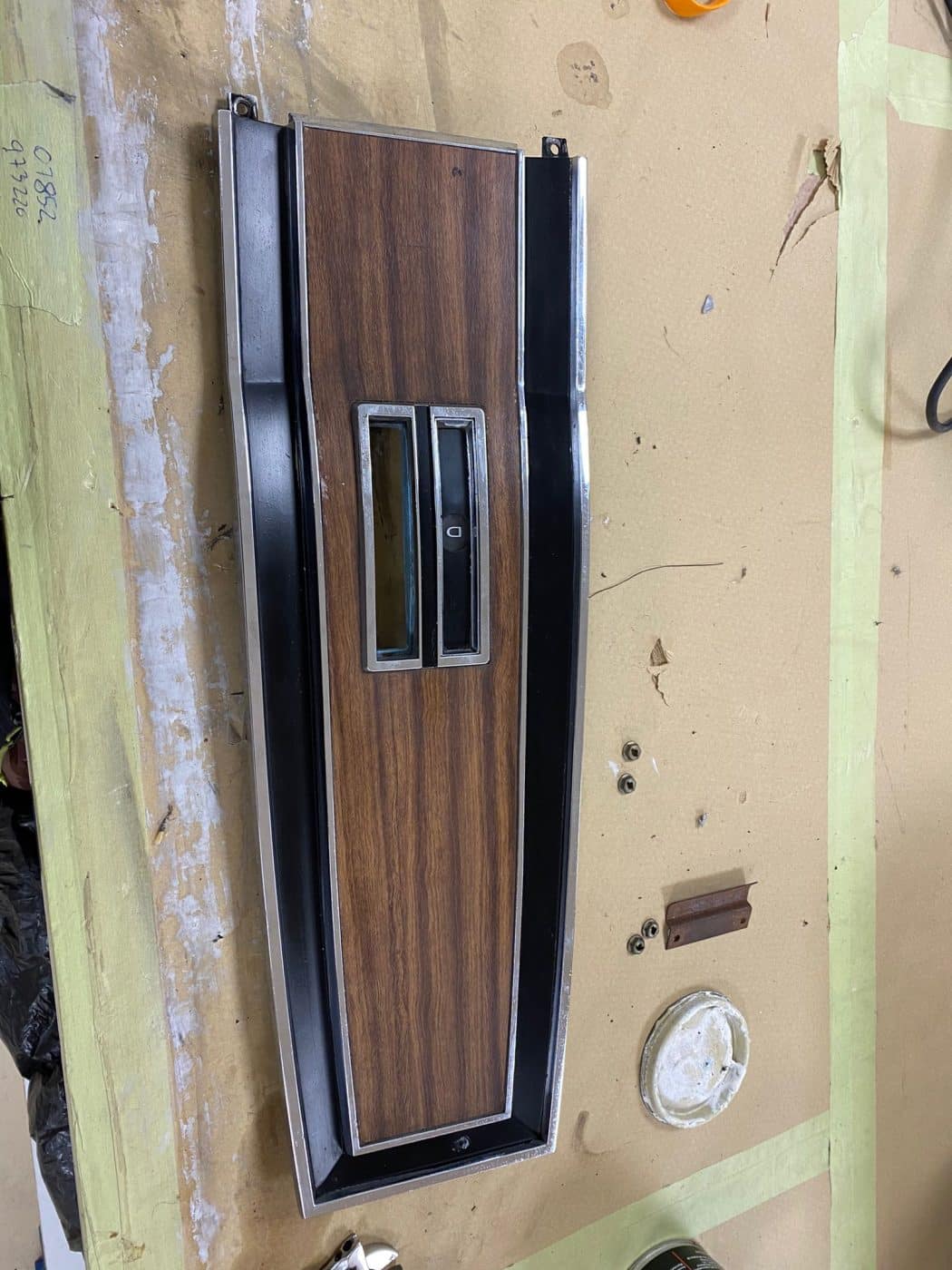 291021 1970 Dodge Charger Centre Console Refrurb 25 1