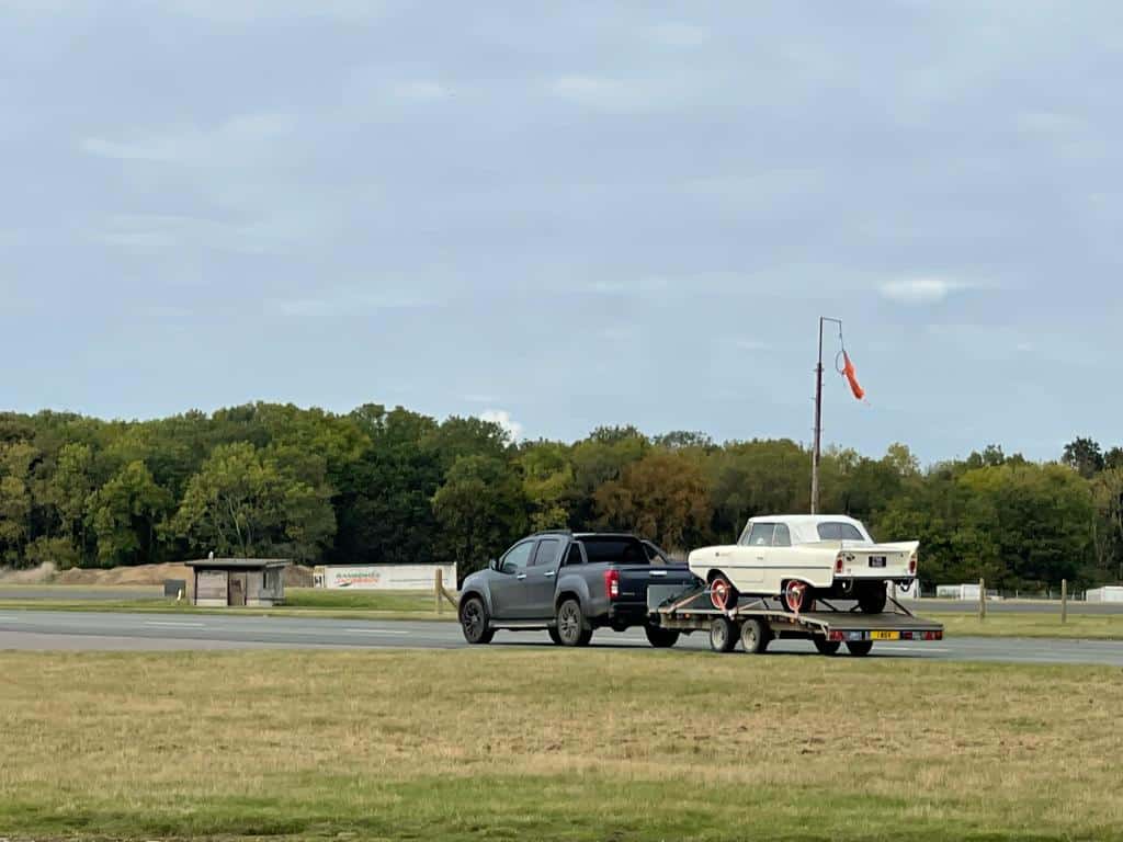 041121 Amphicar away to new home 1 1
