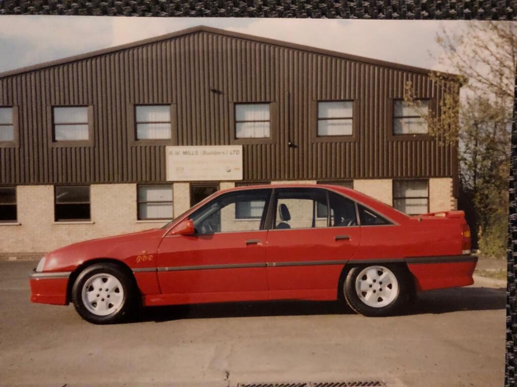 041121 Gordons Lotus Carlton 1 1 1 rotated