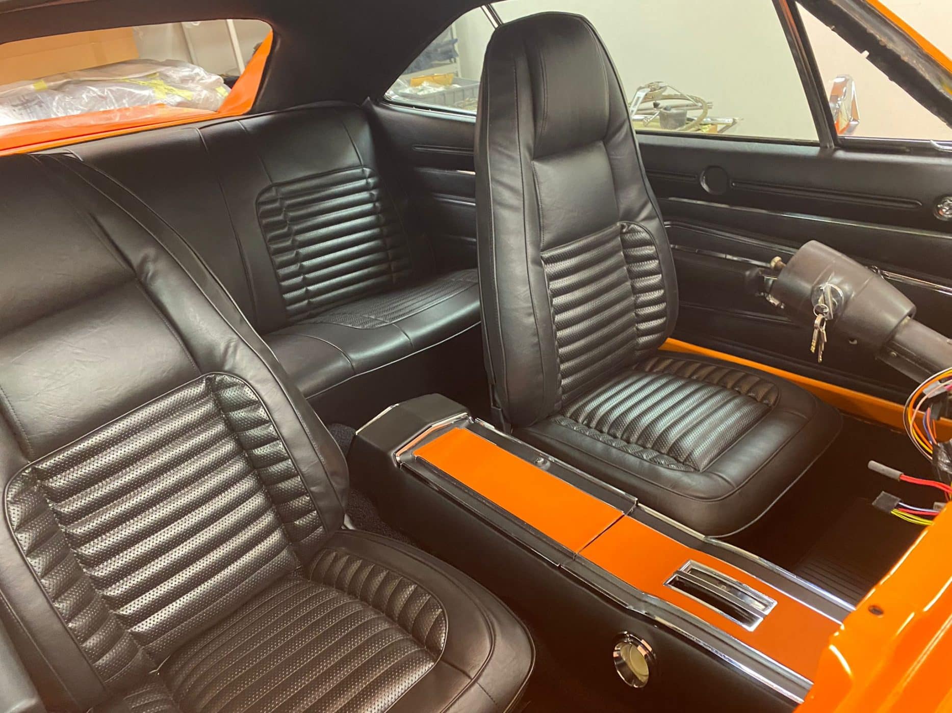 091121 1970 Dodge Charger Centre Console 2 1