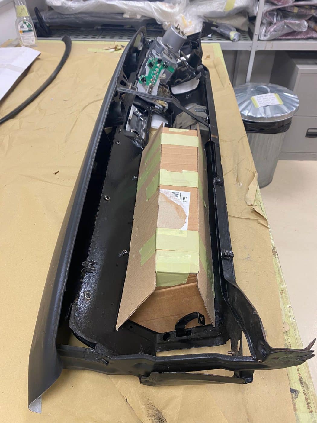 091121 1970 Dodge Charger Dash and Glovebox 8 1