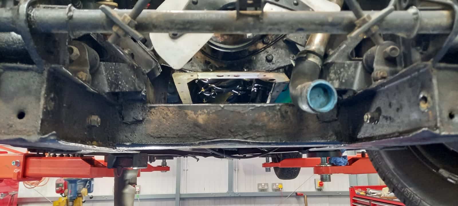111121 1958 Triumph TR3A Oil Leak Front and Timing Cover Leak 6 1