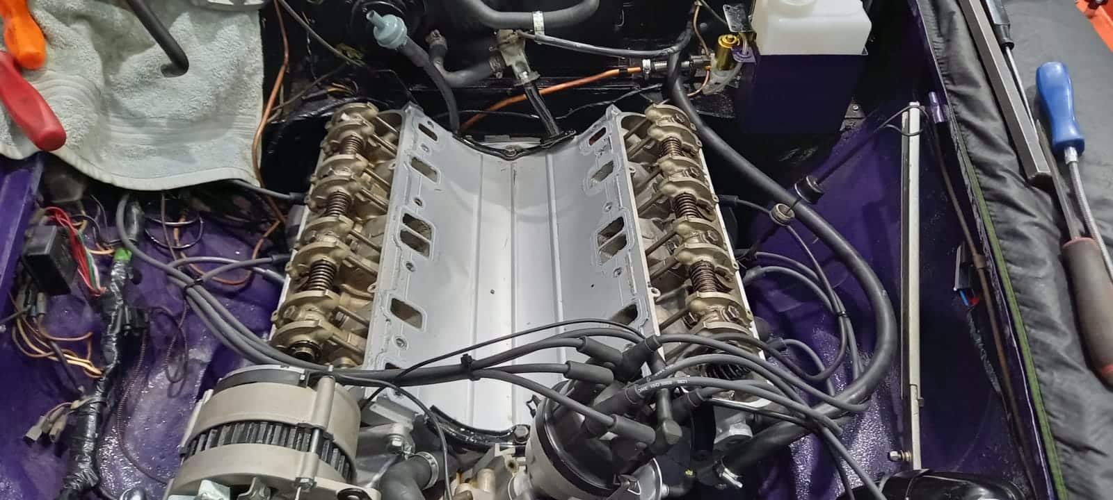241121 1973 MGB GT V8 Engine Removal 11 1