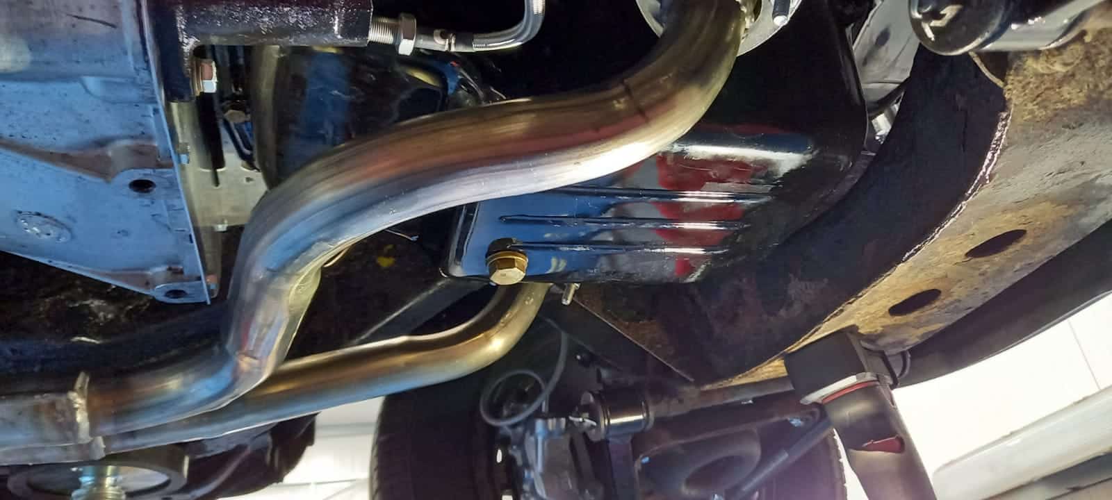 241121 1973 MGB GT V8 Engine Removal 2 1