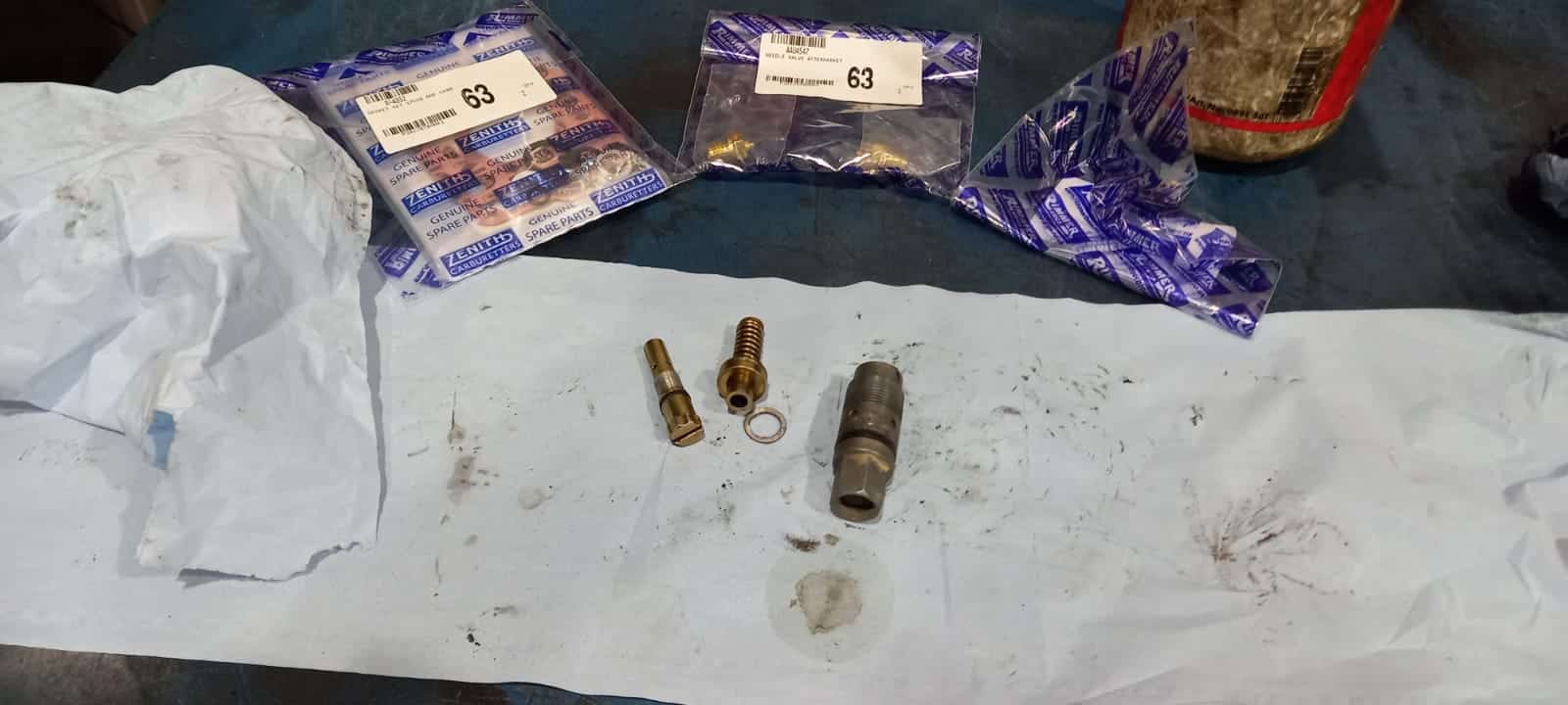 061221 1964 Triumph TR4 Carb Strip and Rad 13 1