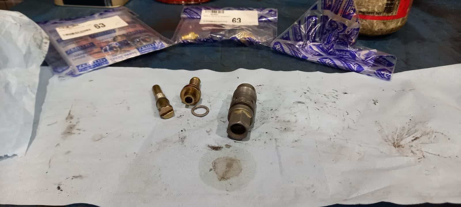 061221 1964 Triumph TR4 Carb Strip and Rad 14 1