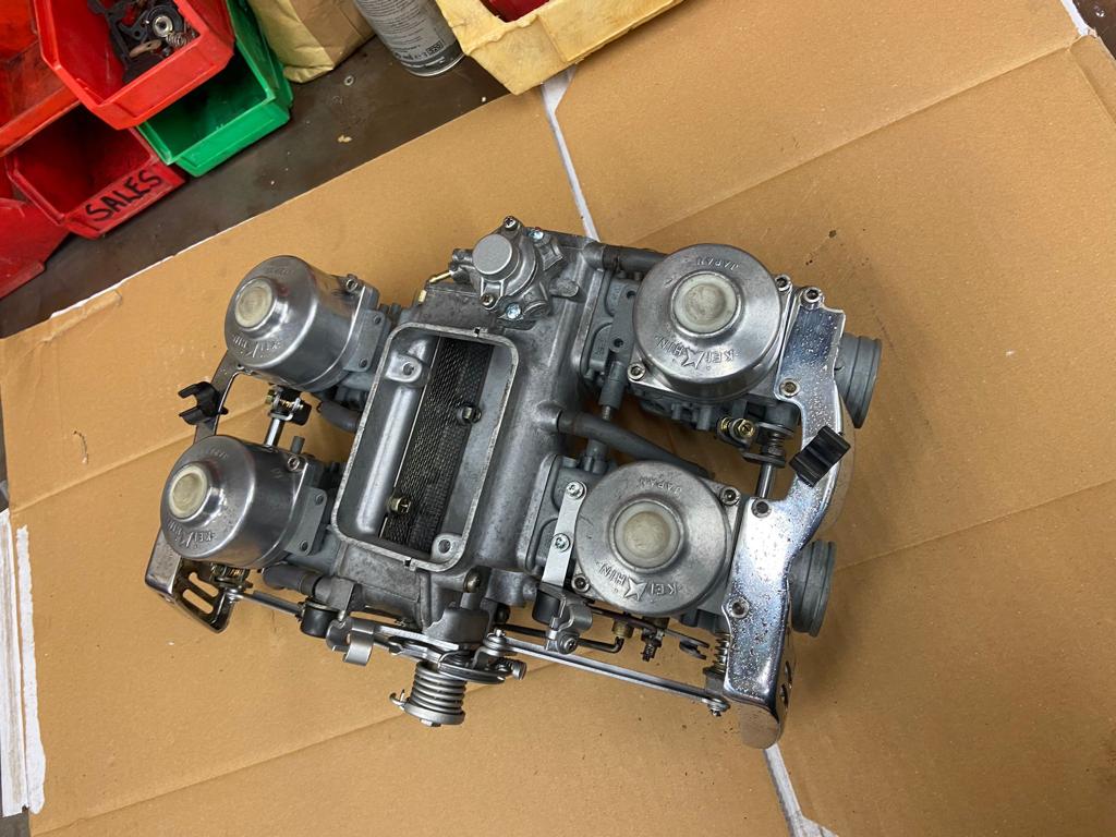 071221 1977 Goldwing Carbs 1