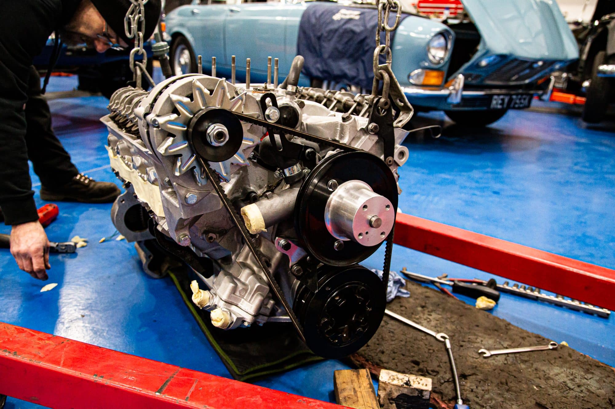071221 XJ6 Head 11 1