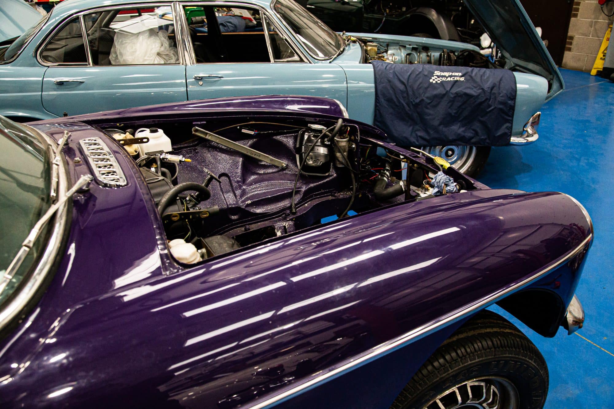 071221 XJ6 Head 12 1