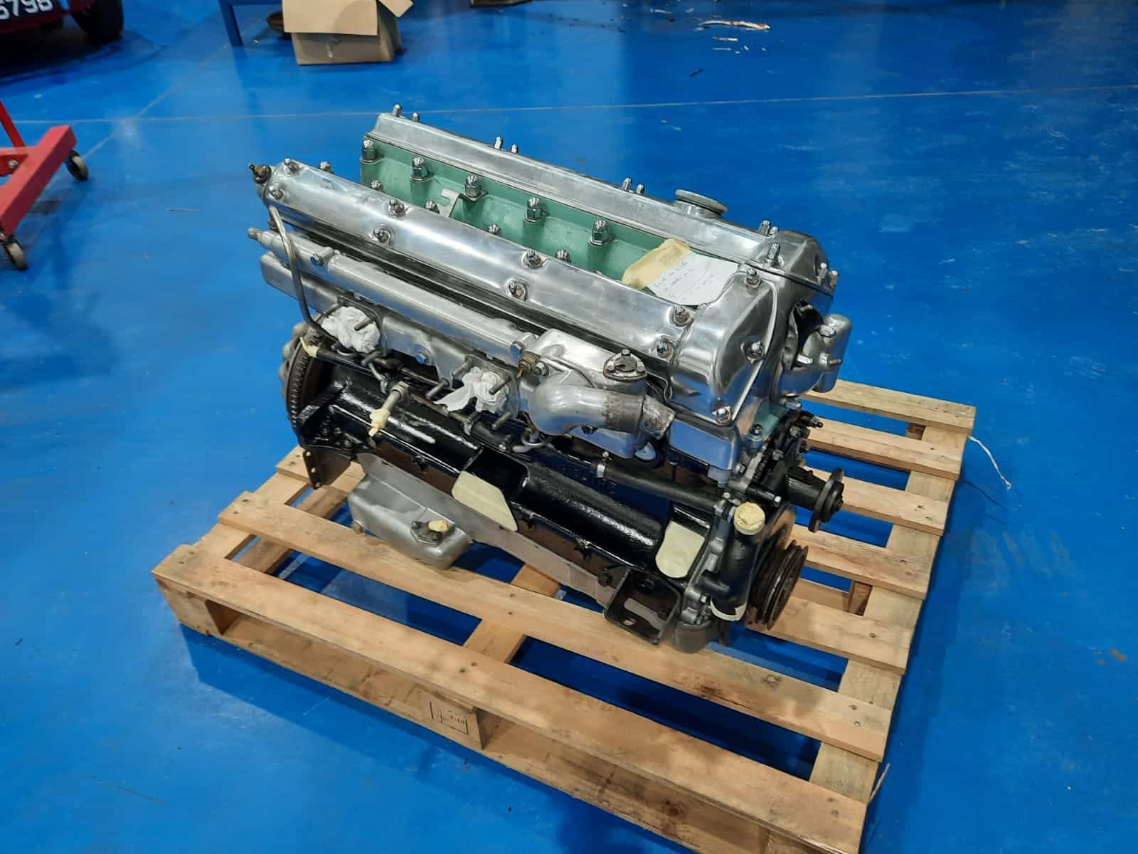 11221 1963 Jaguar MkII Engine Back3 1