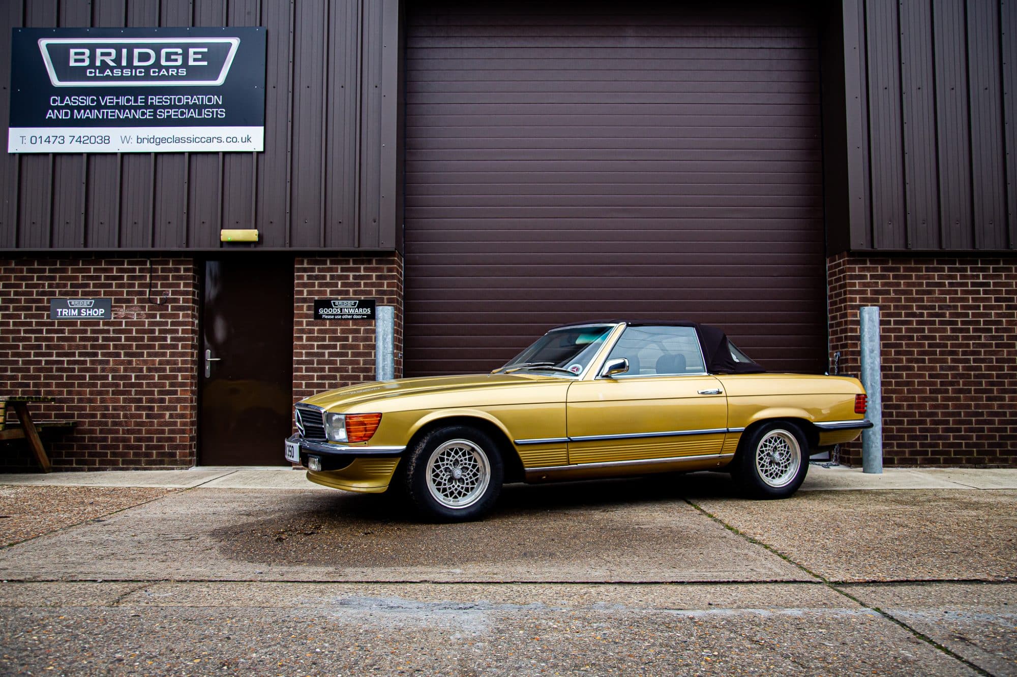 131221 1976 Mercedes 350SL 25 1