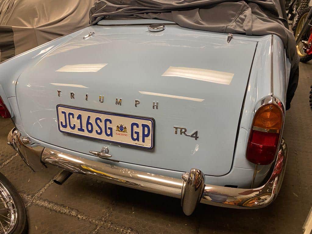 131221 Triumph TR4 2 1