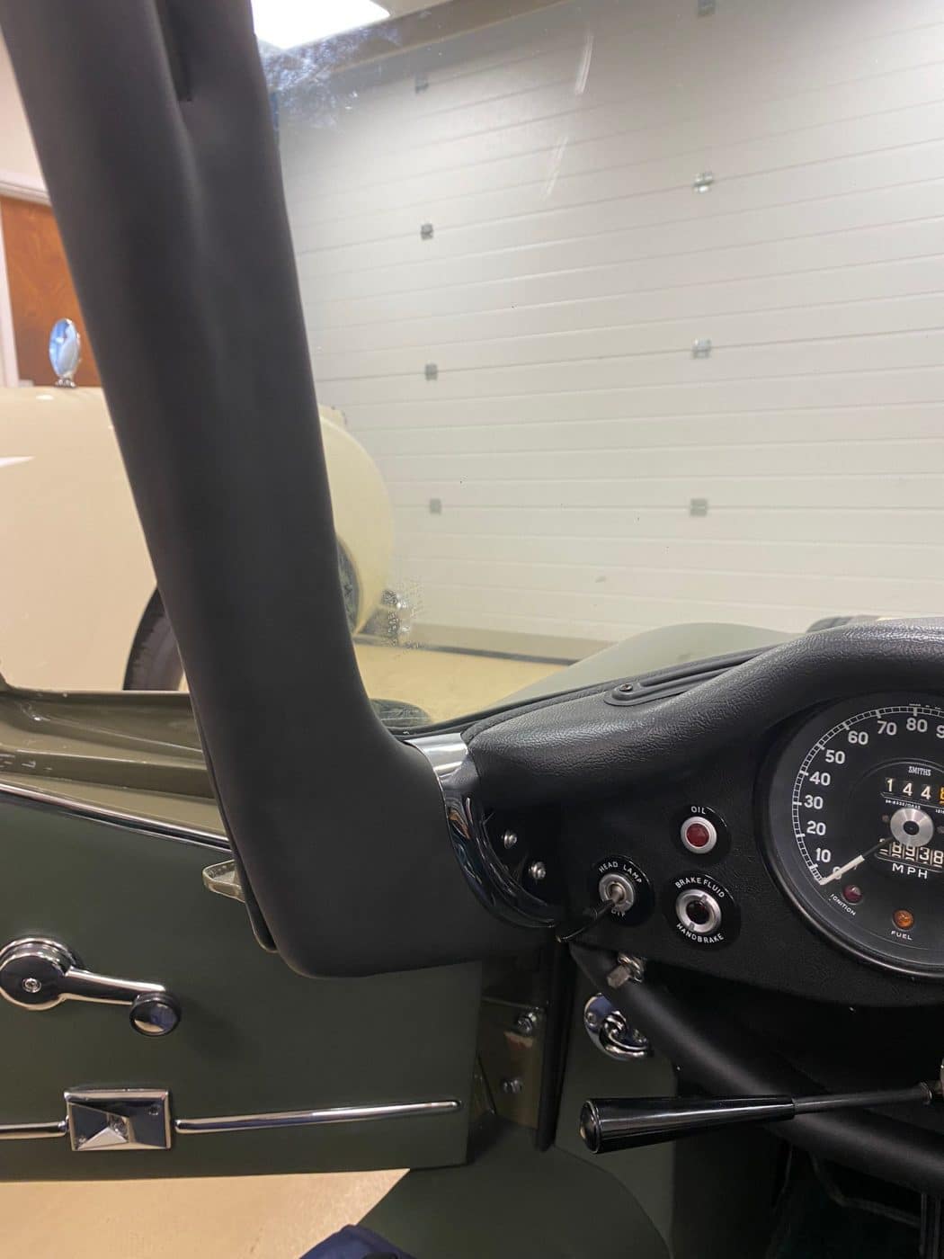 171221 1973 Jaguar E Type Roadster Trim 8 1