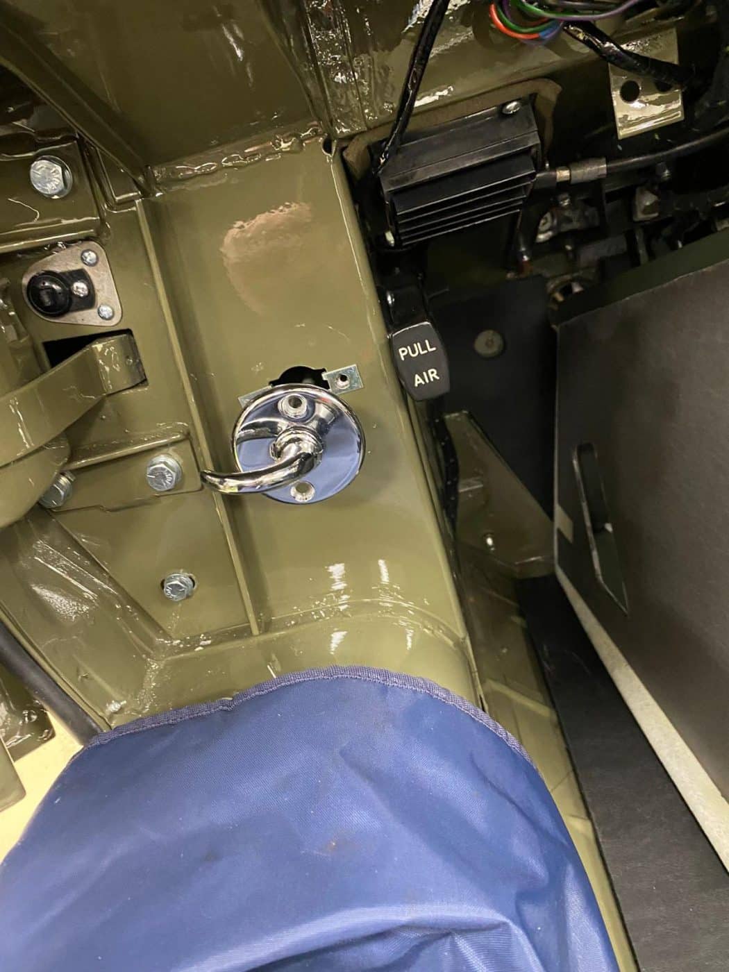 21221 Fern Grey Interior10 1