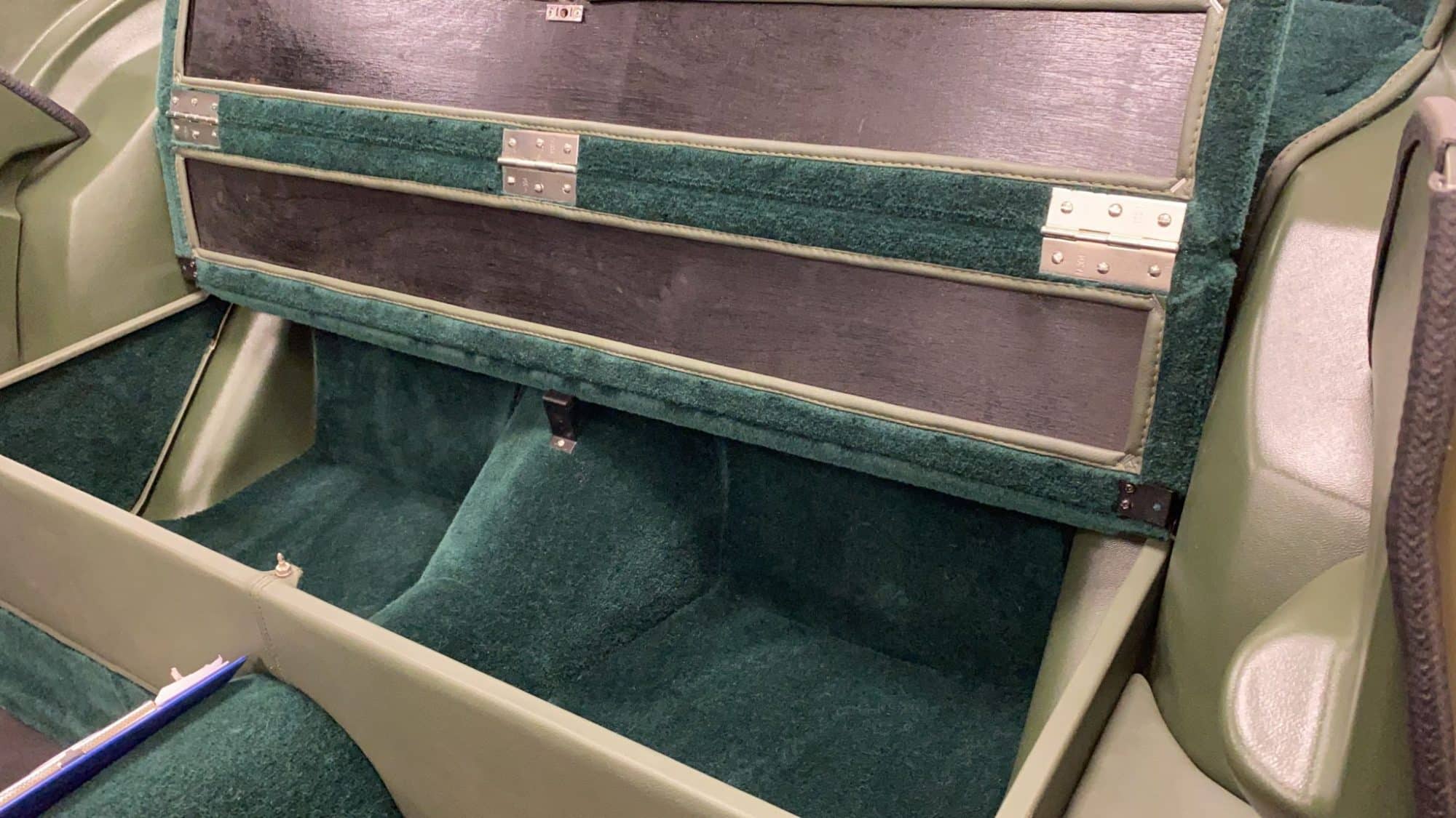 31221 Fern Grey Rear Carpet10 1
