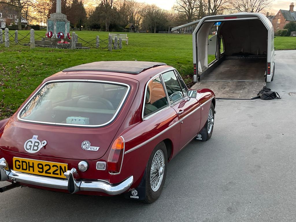 060122 1974 MGB GT pickup 7 1