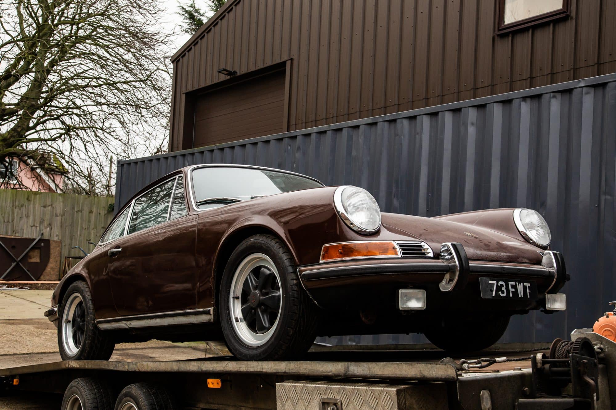 110122 1970 Porsche 911T Arrival Photos 2 1