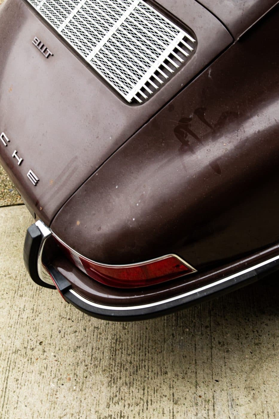 110122 1970 Porsche 911T Arrival Photos 21 1