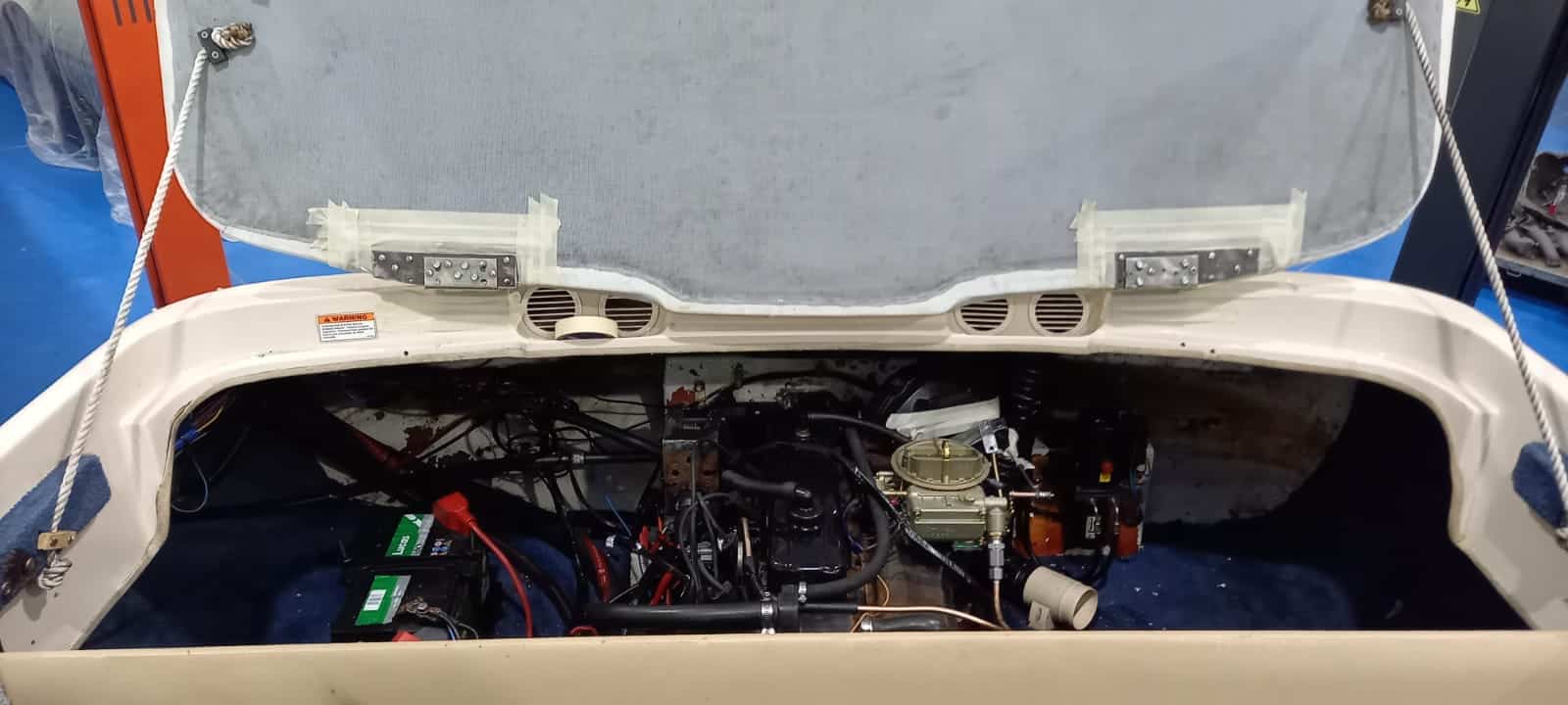 110122 Glastron New Seat Plates and Carburettor Set Up 9 1