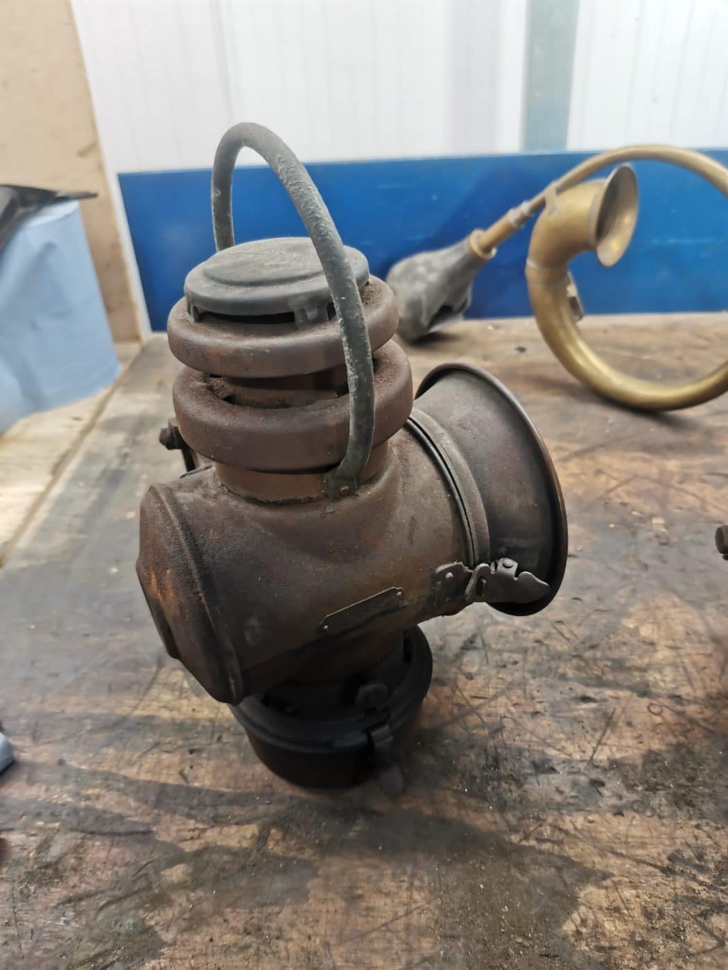 130122 1905 Riley 9hp Parts off for rebrassing 13 1