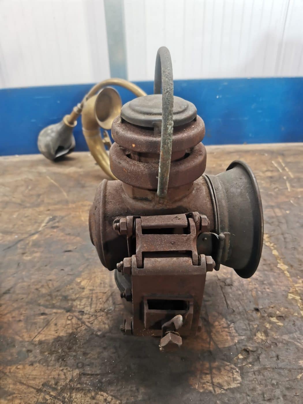 130122 1905 Riley 9hp Parts off for rebrassing 16 1
