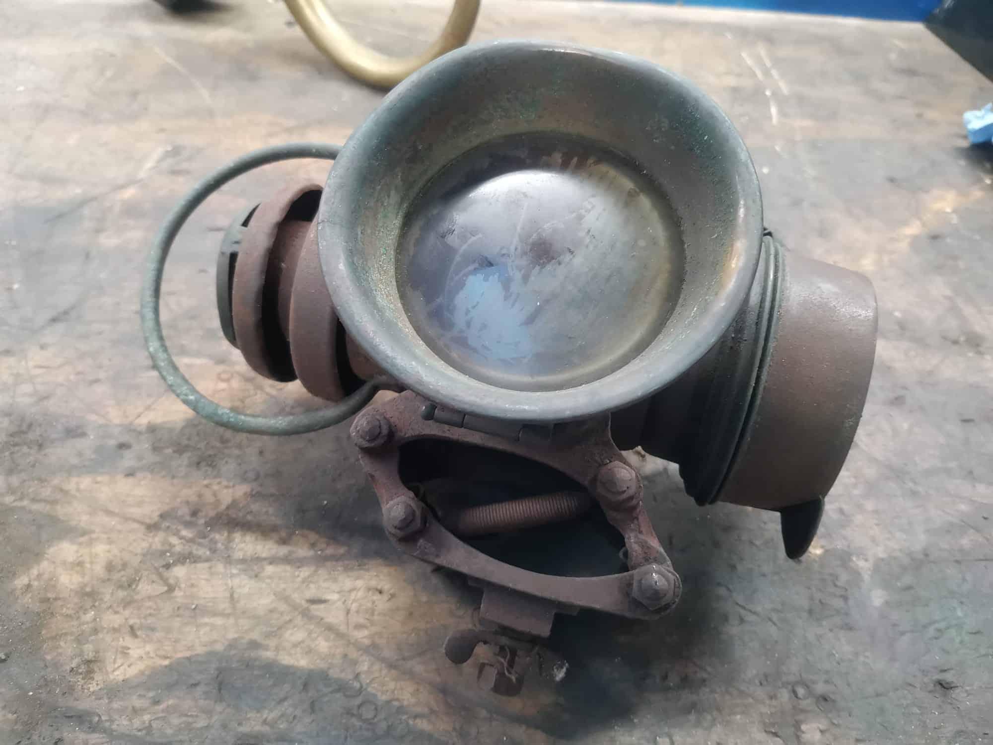130122 1905 Riley 9hp Parts off for rebrassing 17 1