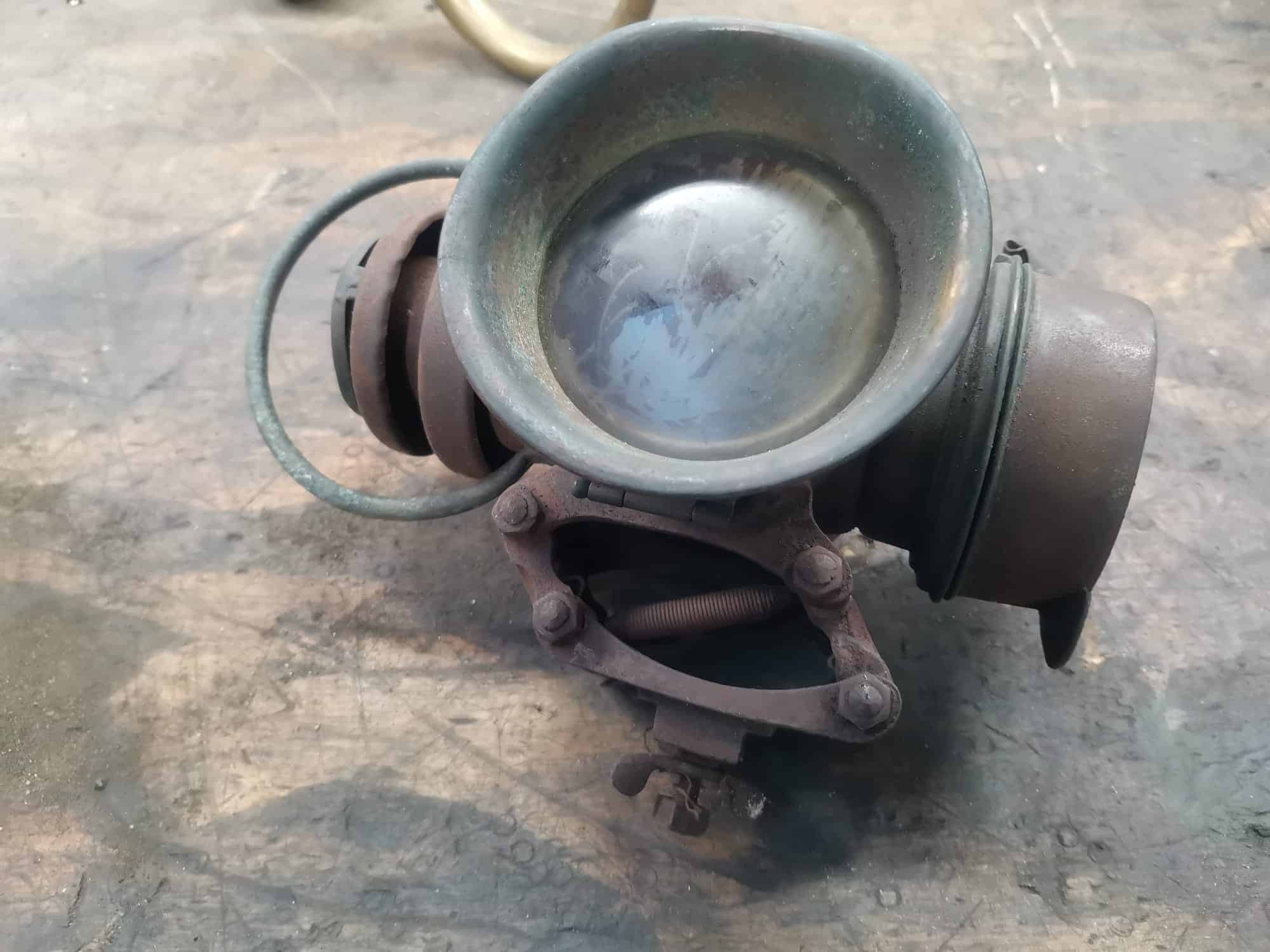 130122 1905 Riley 9hp Parts off for rebrassing 19 1