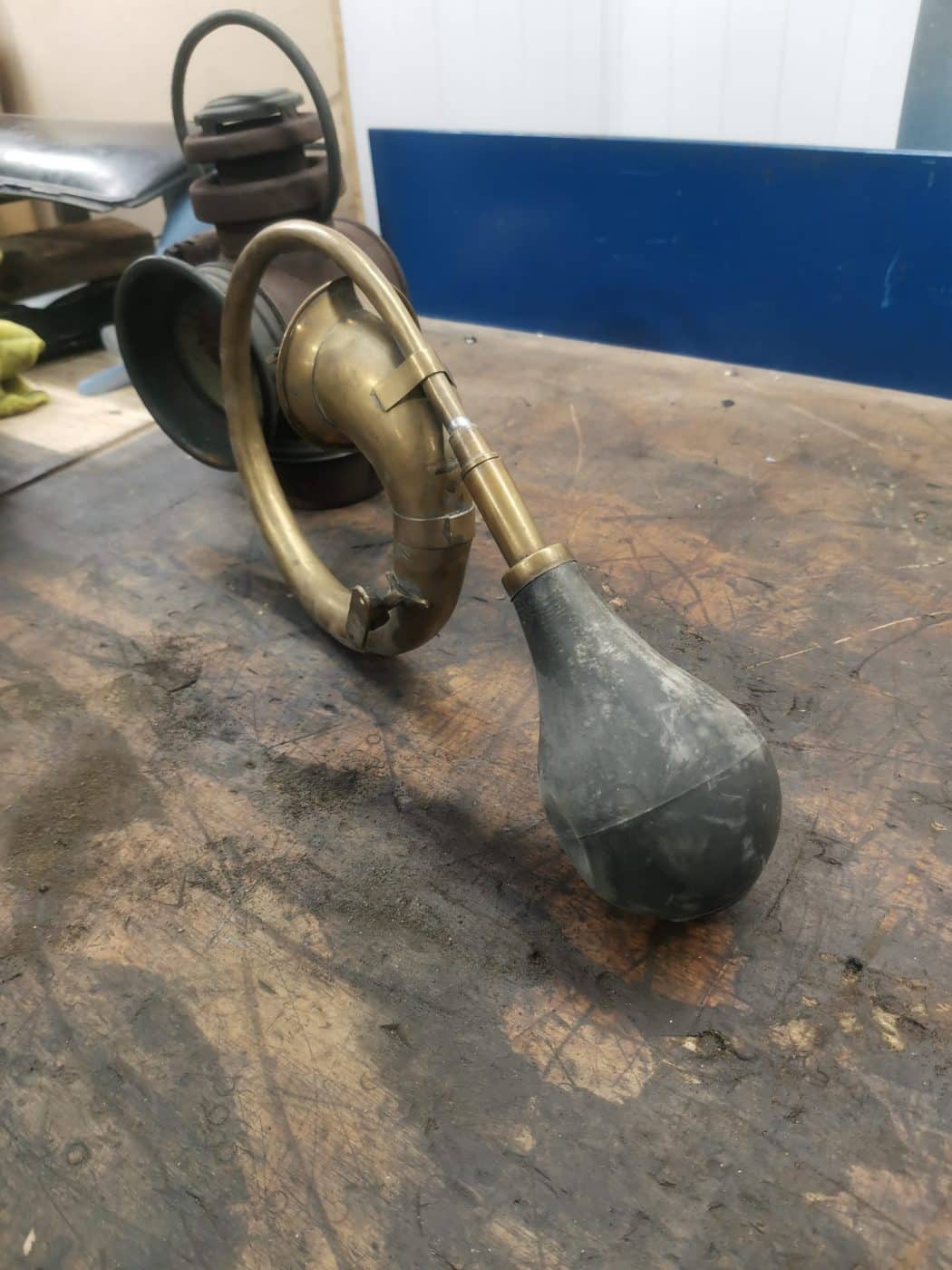 130122 1905 Riley 9hp Parts off for rebrassing 5 1